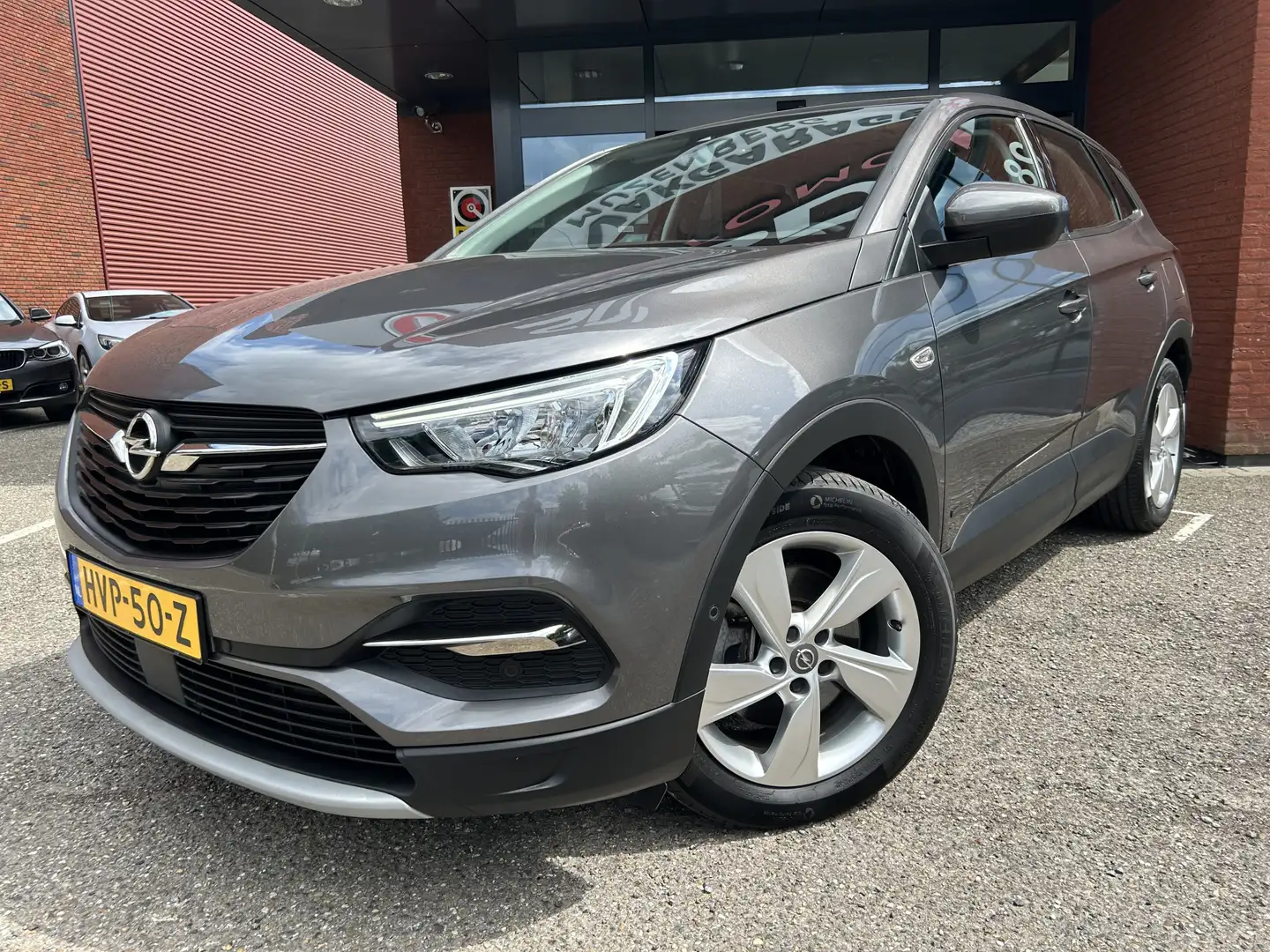Opel Grandland 1.6 Turbo Hybrid Business Elegance PHEV // NAVI + Grijs - 2