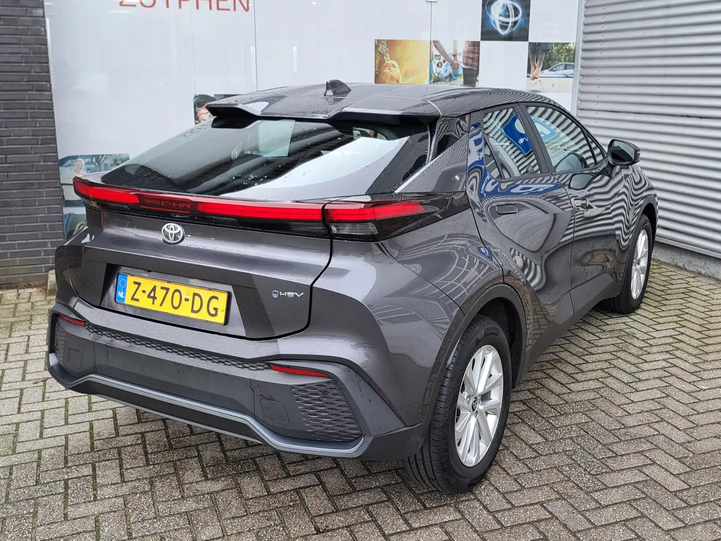 Toyota C-HR 1.8 Hybrid 140 APPLE CAR PLAY/ANDROID AUTO BOTSWAA Grijs - 2