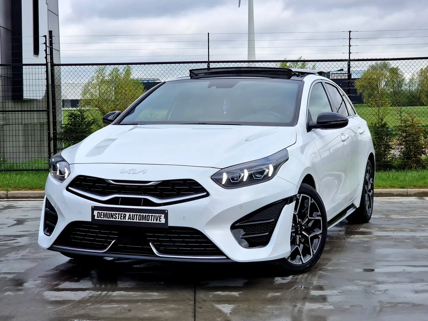 Kia ProCeed / pro_cee'd 1.5T* GT-Line * Automaat * PANO * LED * VIRTUAL Wit - 1