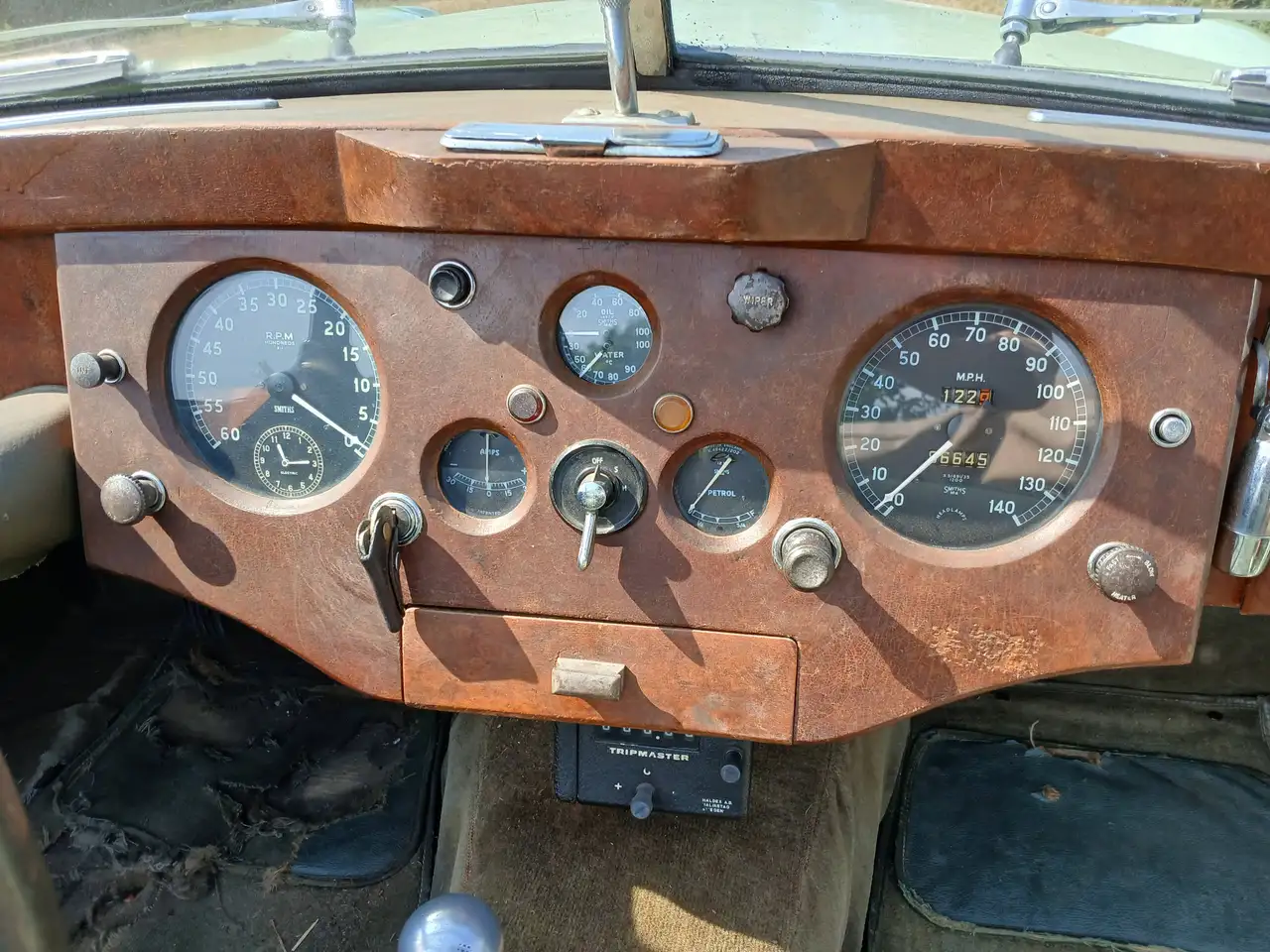 Jaguar XK120 DHC, foto 11