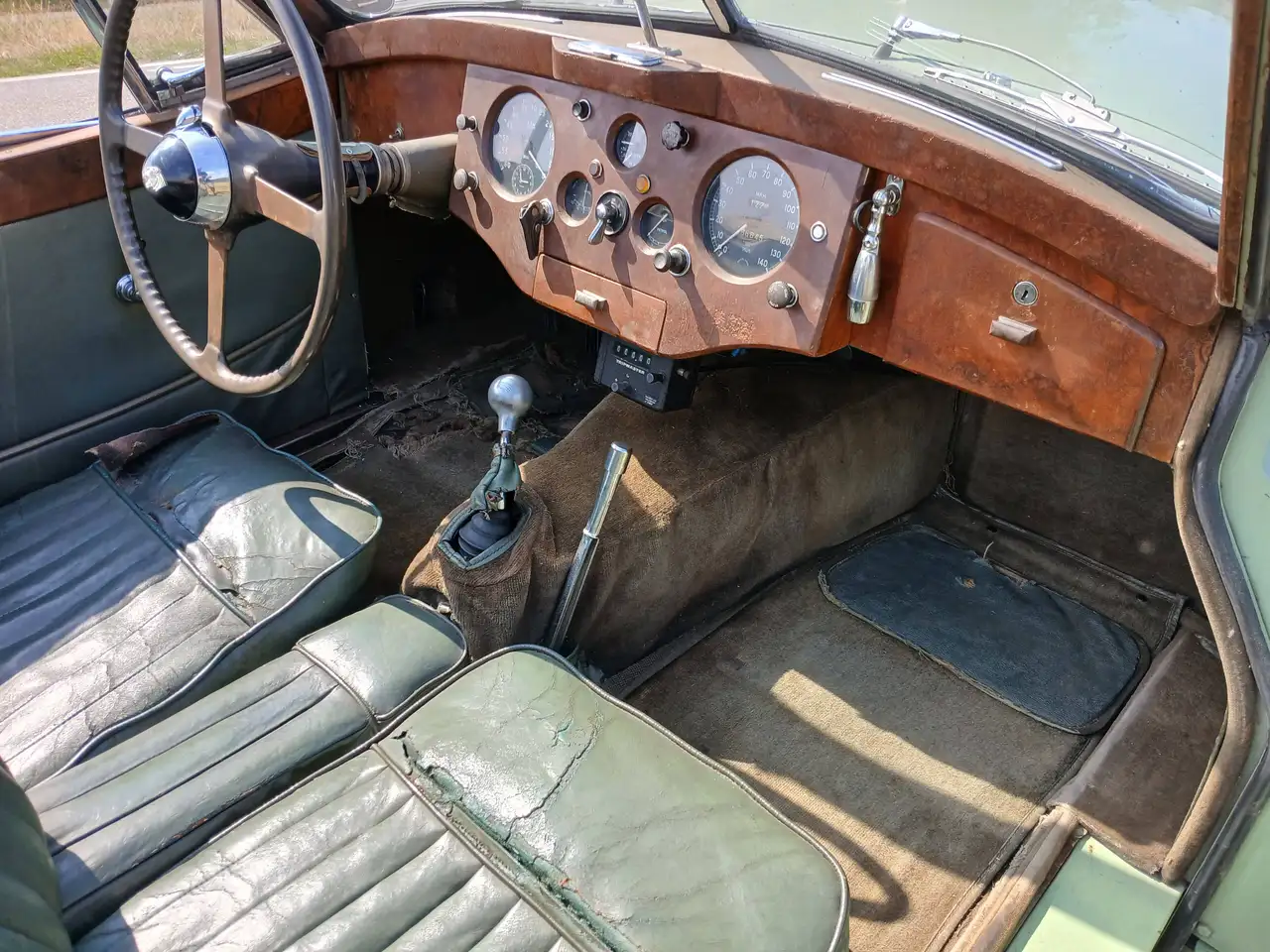 Jaguar XK120 DHC, foto 10