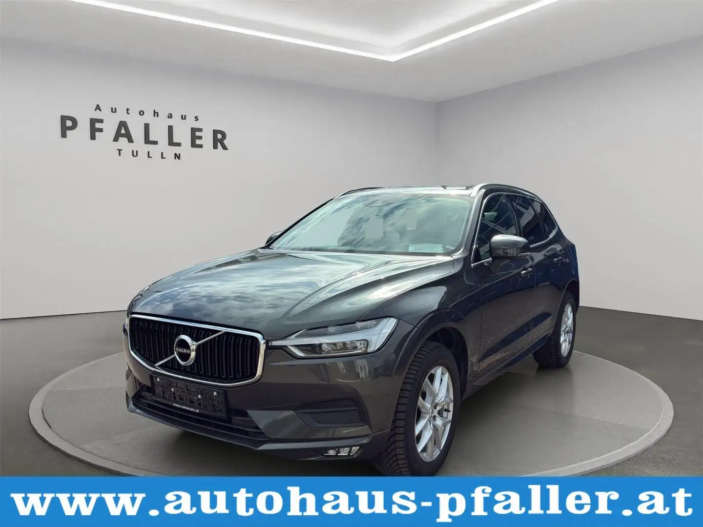 Volvo XC60 B4 Momentum Pro AWD Geartronic Braun - 1