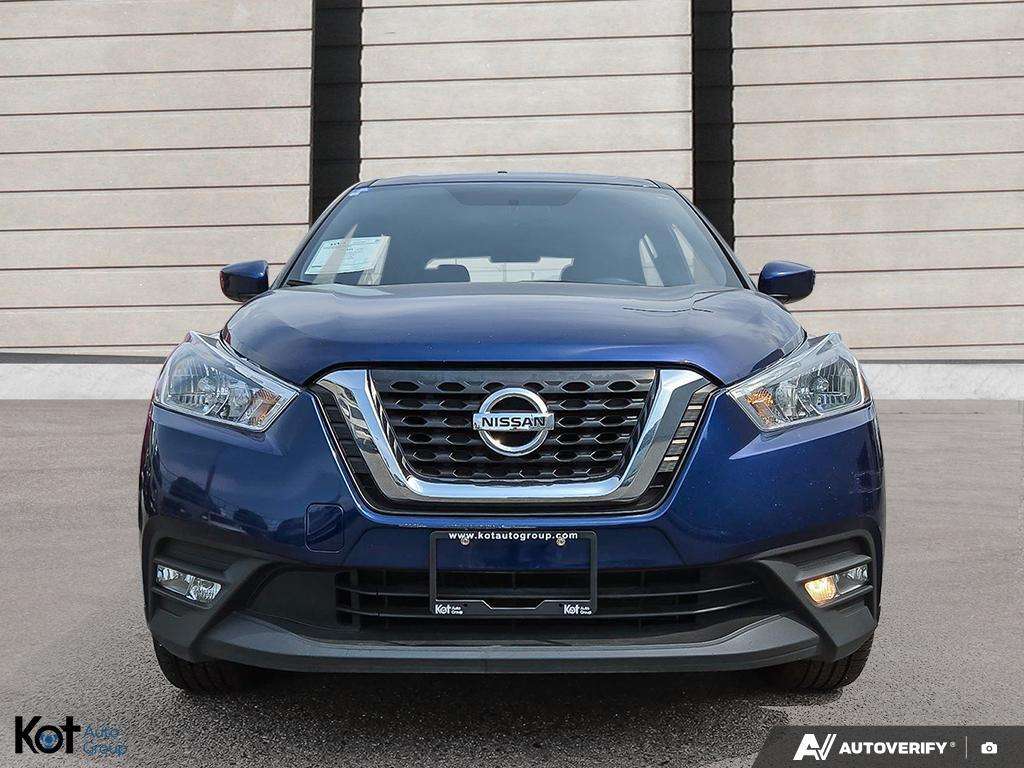 2019 Nissan Kicks S FWD ! Fuel Efficient SUV, Low KM, Backup Camera, — снимка 1