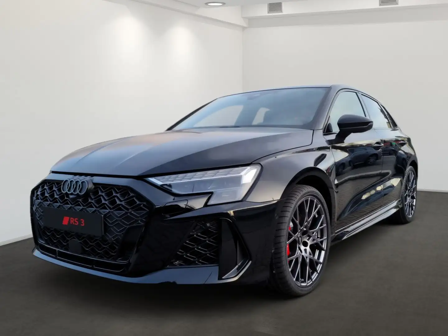 Audi RS3 294(400) kW(PS) S tronic Schwarz - 2