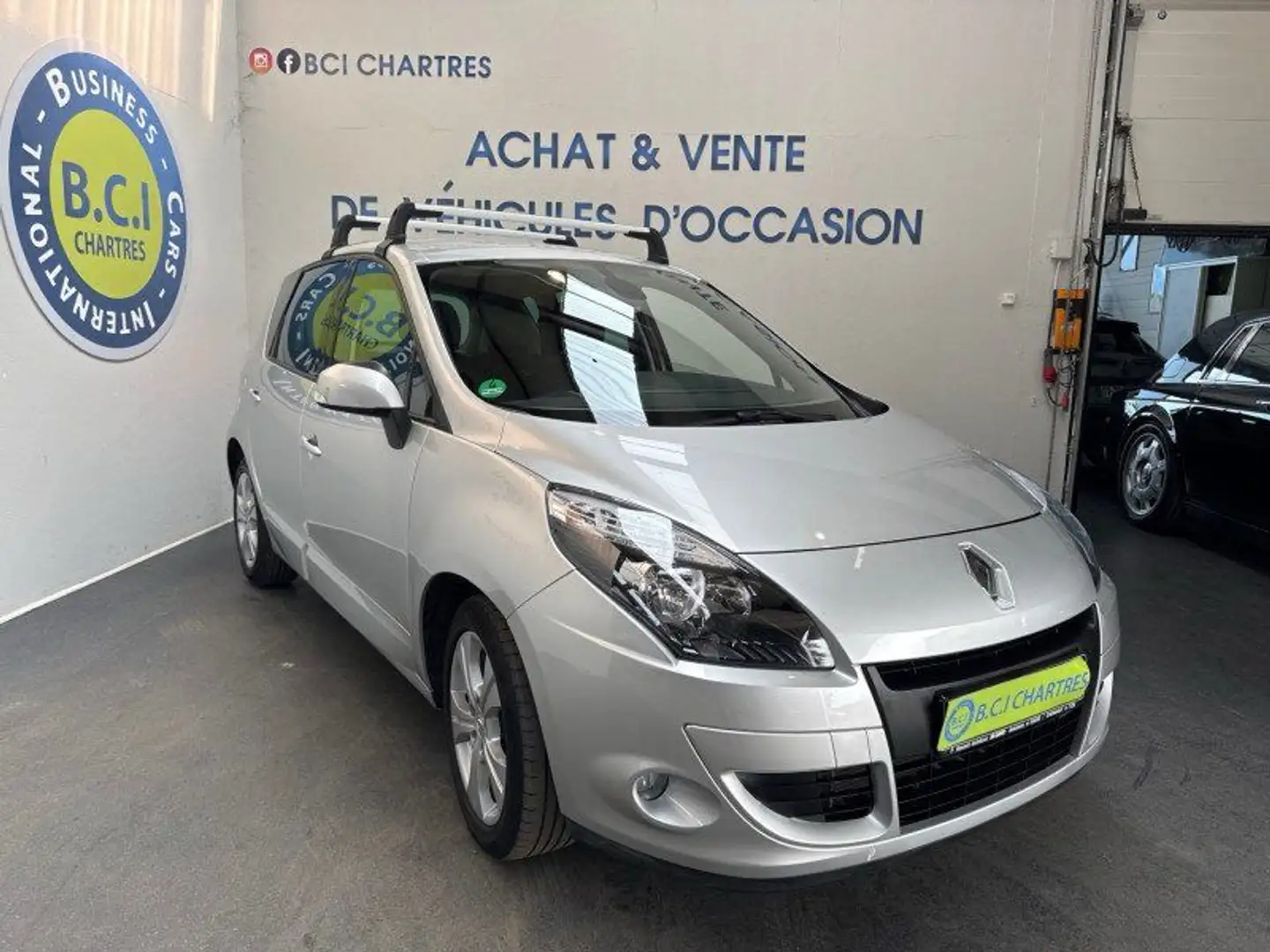 Renault Scenic III 2.0 16V 140CH PRIVILEGE CVT Gris - 2