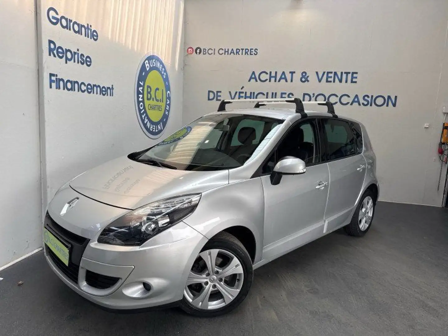 Renault Scenic III 2.0 16V 140CH PRIVILEGE CVT Gris - 1