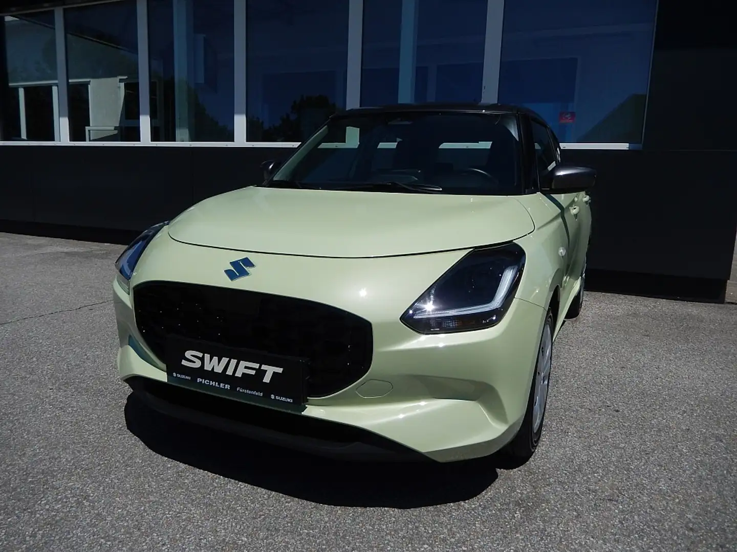 Suzuki Swift 1,2 Hybrid DualJet Clear Gelb - 1