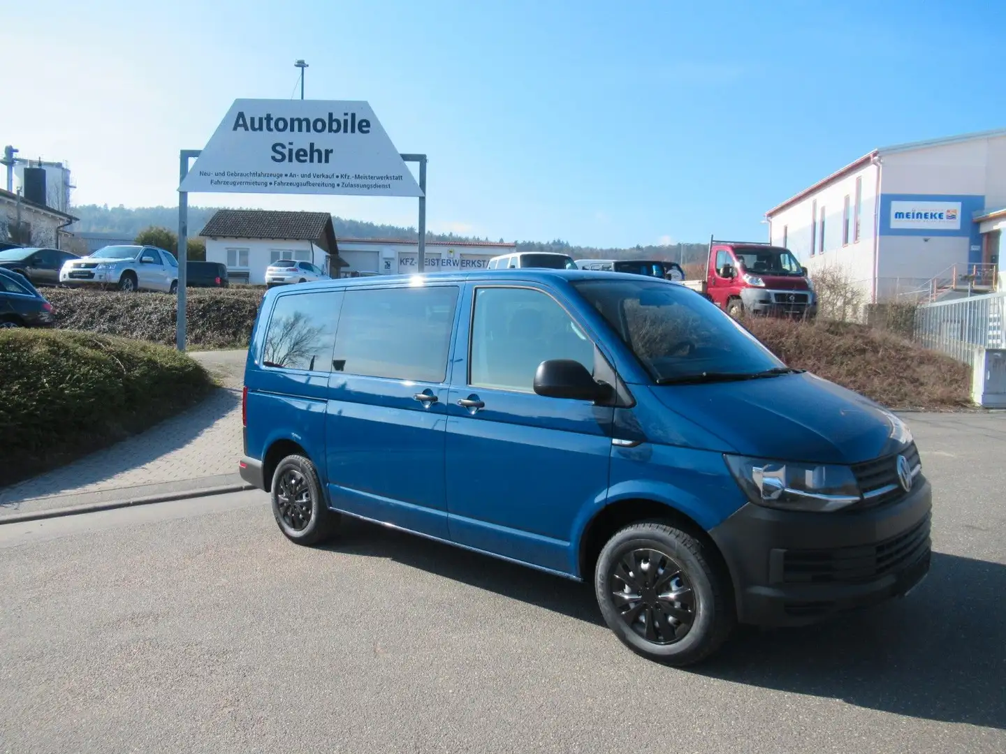 Volkswagen T6 Transporter Kombi EcoProfi*9 Sitze*Sitzh.*Cli Blau - 2