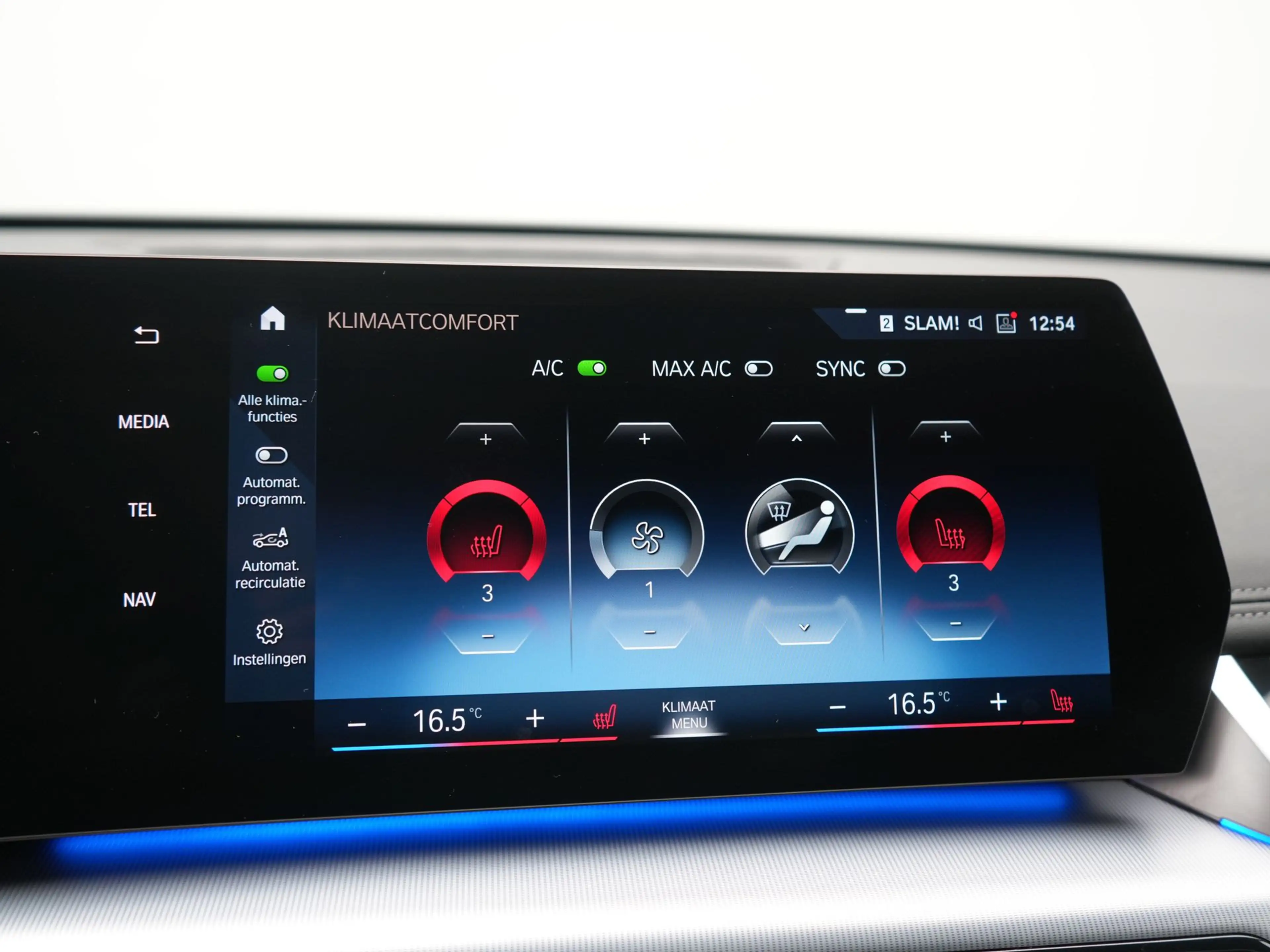 BMW iX1 xDrive30 X Line 67 kWh 313pk Dealer O.H. | Trekhaa — photo 16