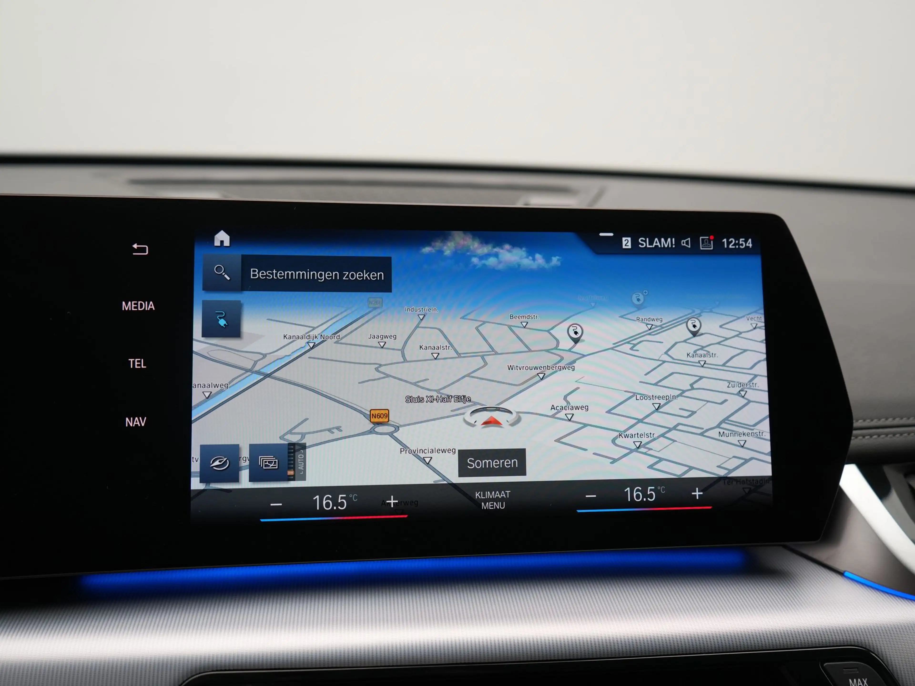 BMW iX1 xDrive30 X Line 67 kWh 313pk Dealer O.H. | Trekhaa — photo 33