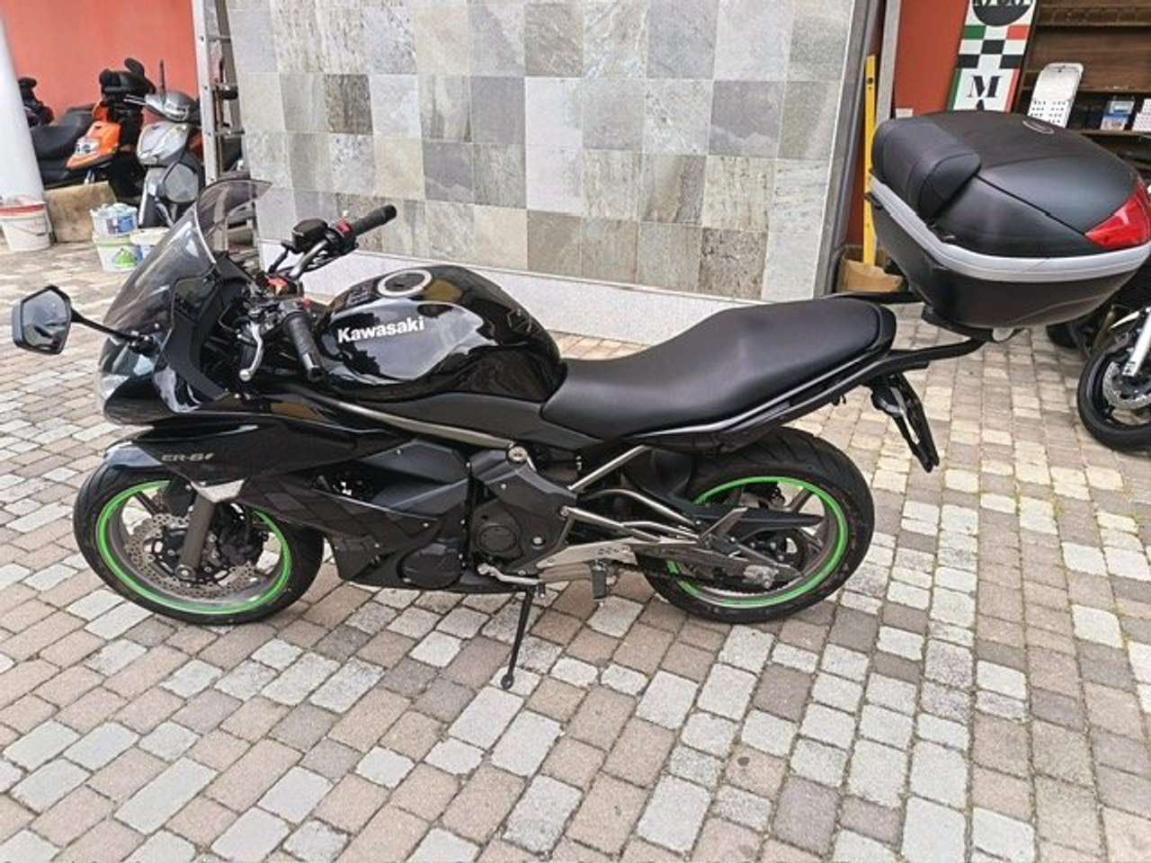 Kawasaki ER - 6 F