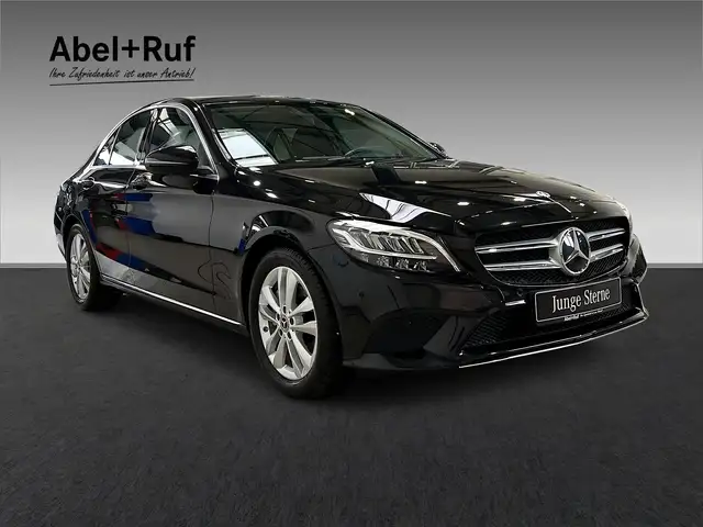 Mercedes-Benz 300 view 6