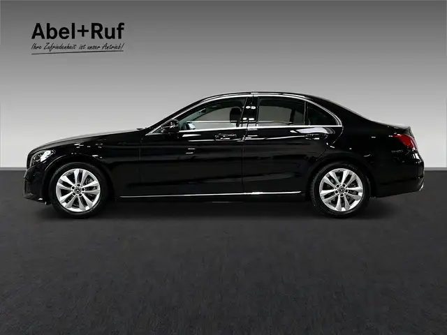 Mercedes-Benz 300 view 5