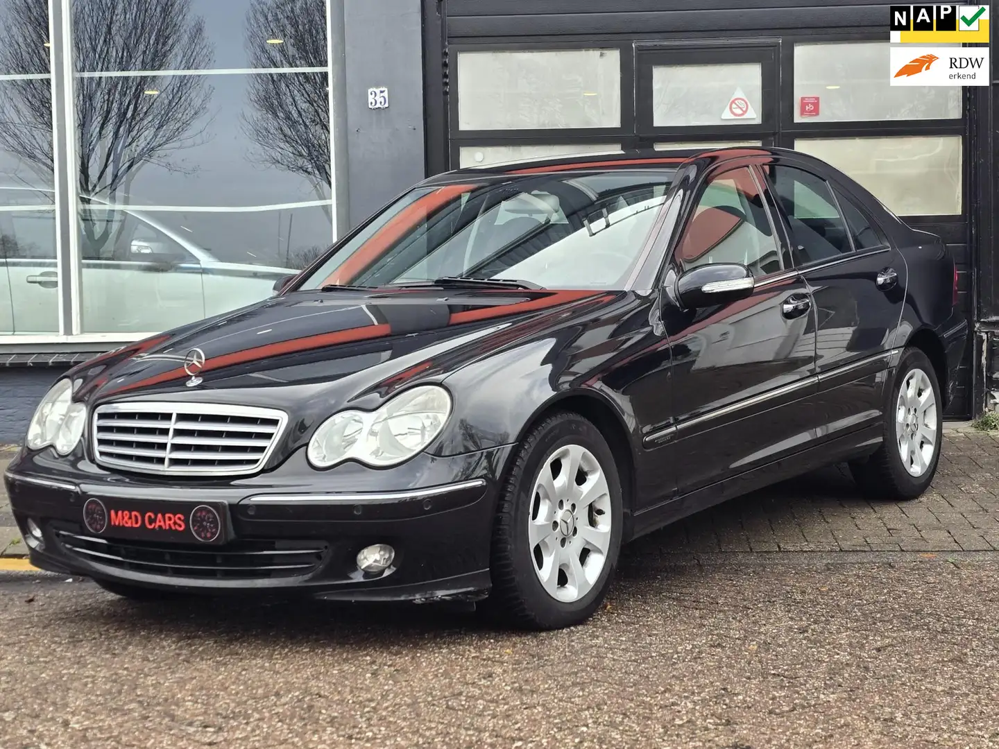 Mercedes-Benz C 200 K. Elegance AUTOMAAT/NAP/CR CONTROL/AIRCO Fekete - 1