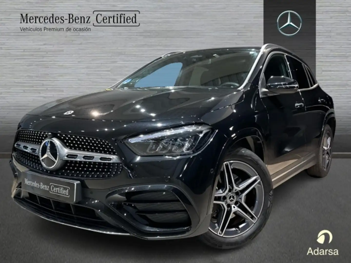 Mercedes-Benz GLA 250 250e Schwarz - 1