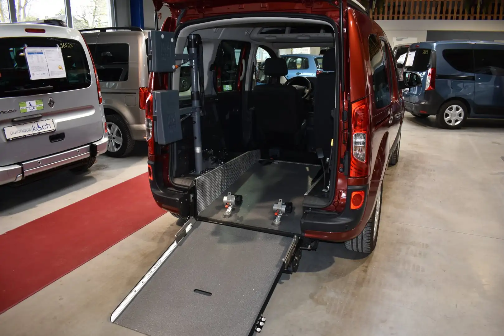 Mercedes-Benz Citan 112 EU6 Future-Safe-System rollstuhlgerecht Rot - 2