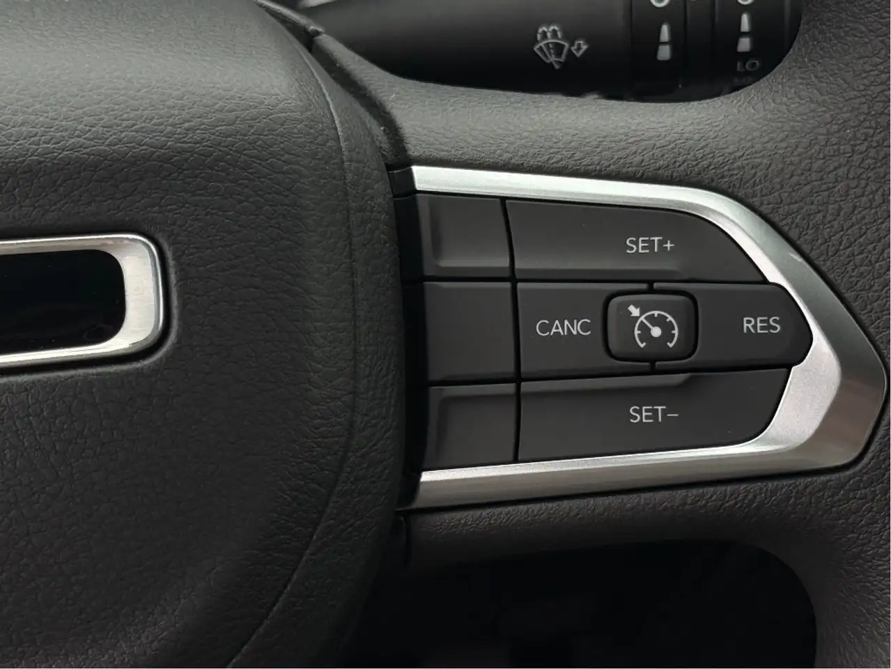 Jeep Compass photo Jeep Compass