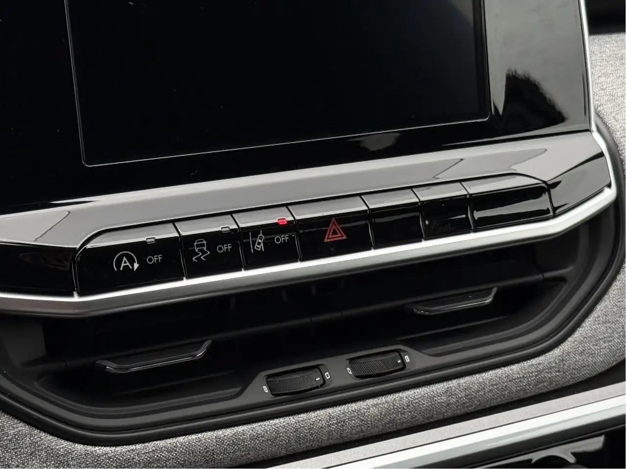 Jeep Compass photo Jeep Compass