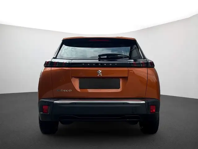 Peugeot 2008 view 4
