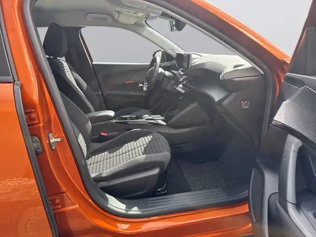 Peugeot 2008 view 13