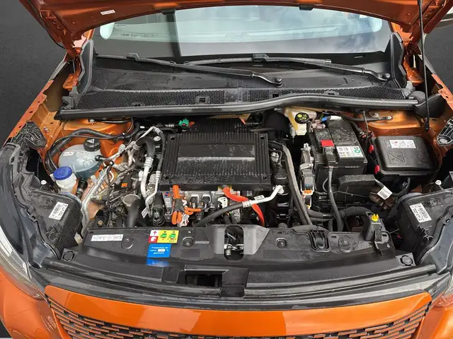Peugeot 2008 view 8