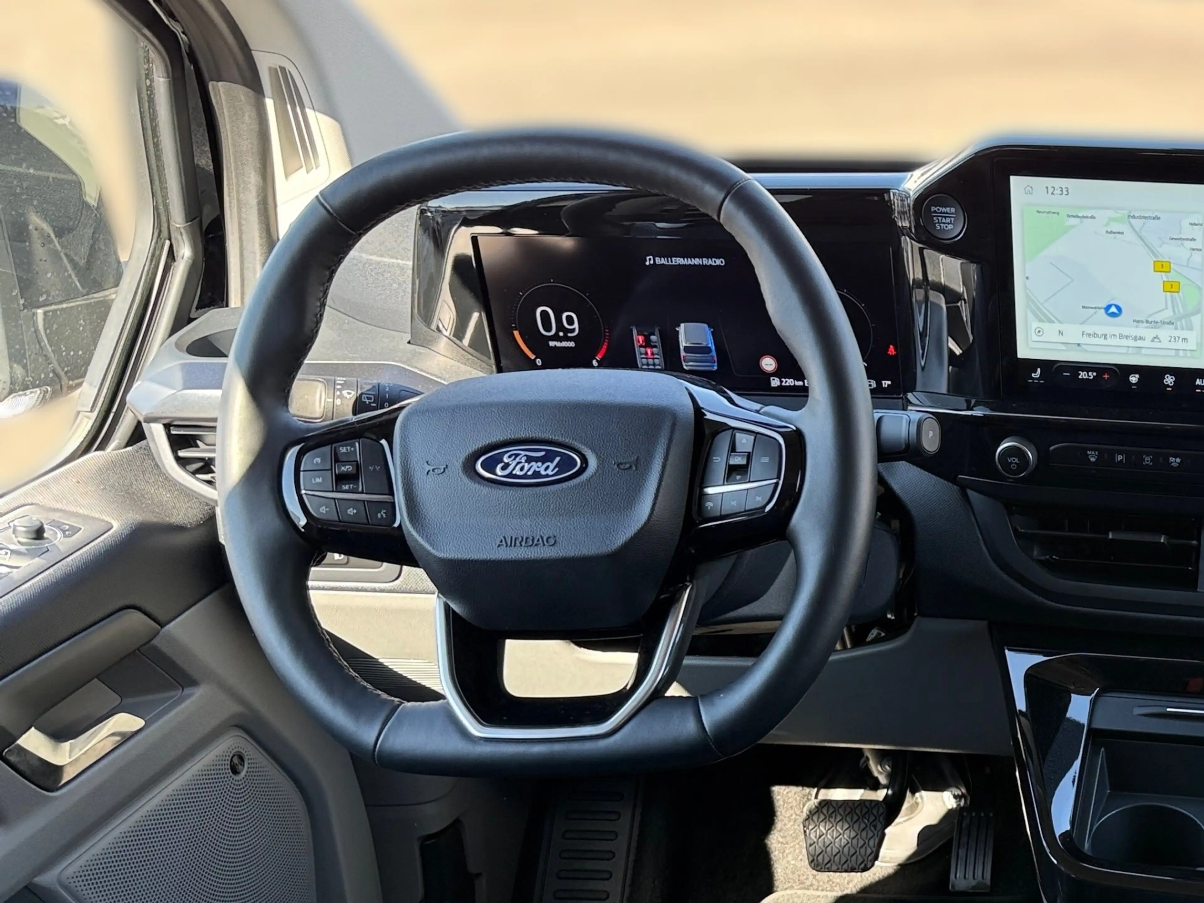 Ford Tourneo Custom Bus 320 L1 Tourneo Sport AWD — photo 11