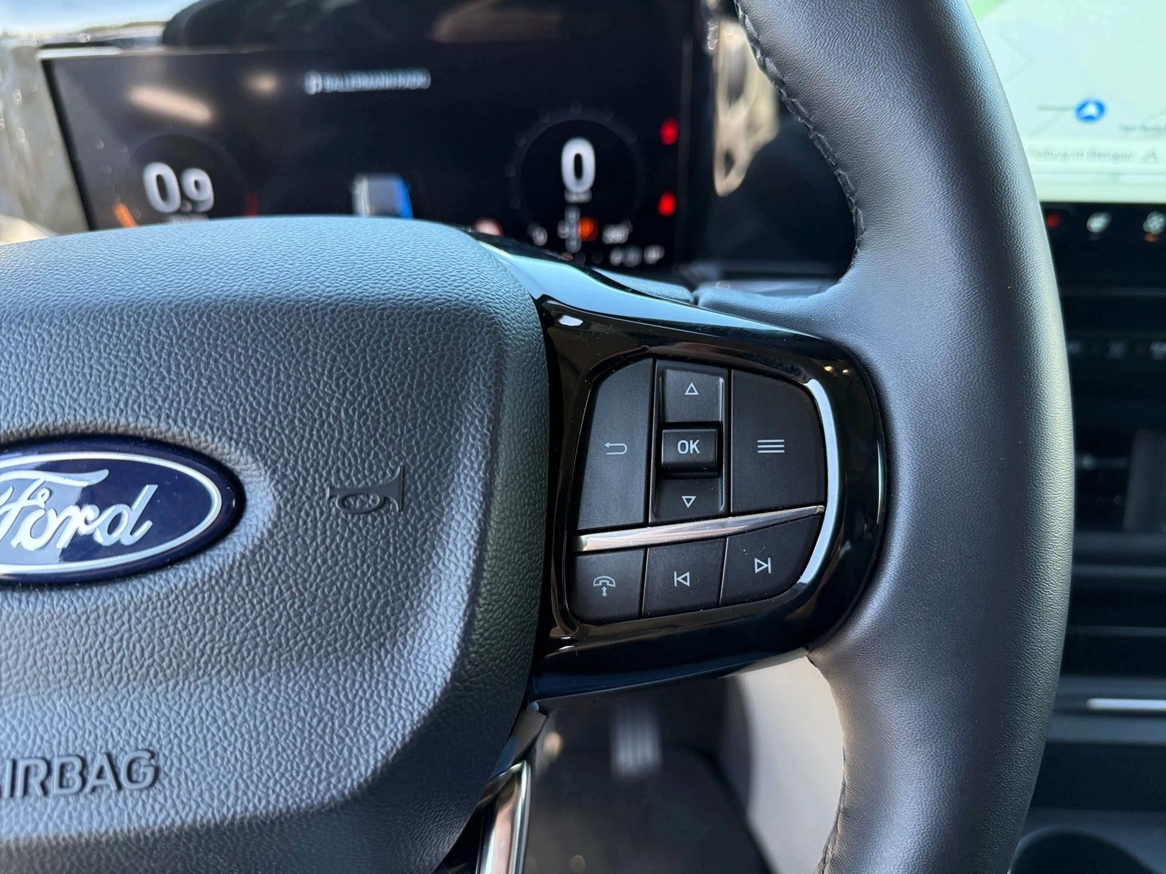 Ford Tourneo Custom Bus 320 L1 Tourneo Sport AWD — photo 22