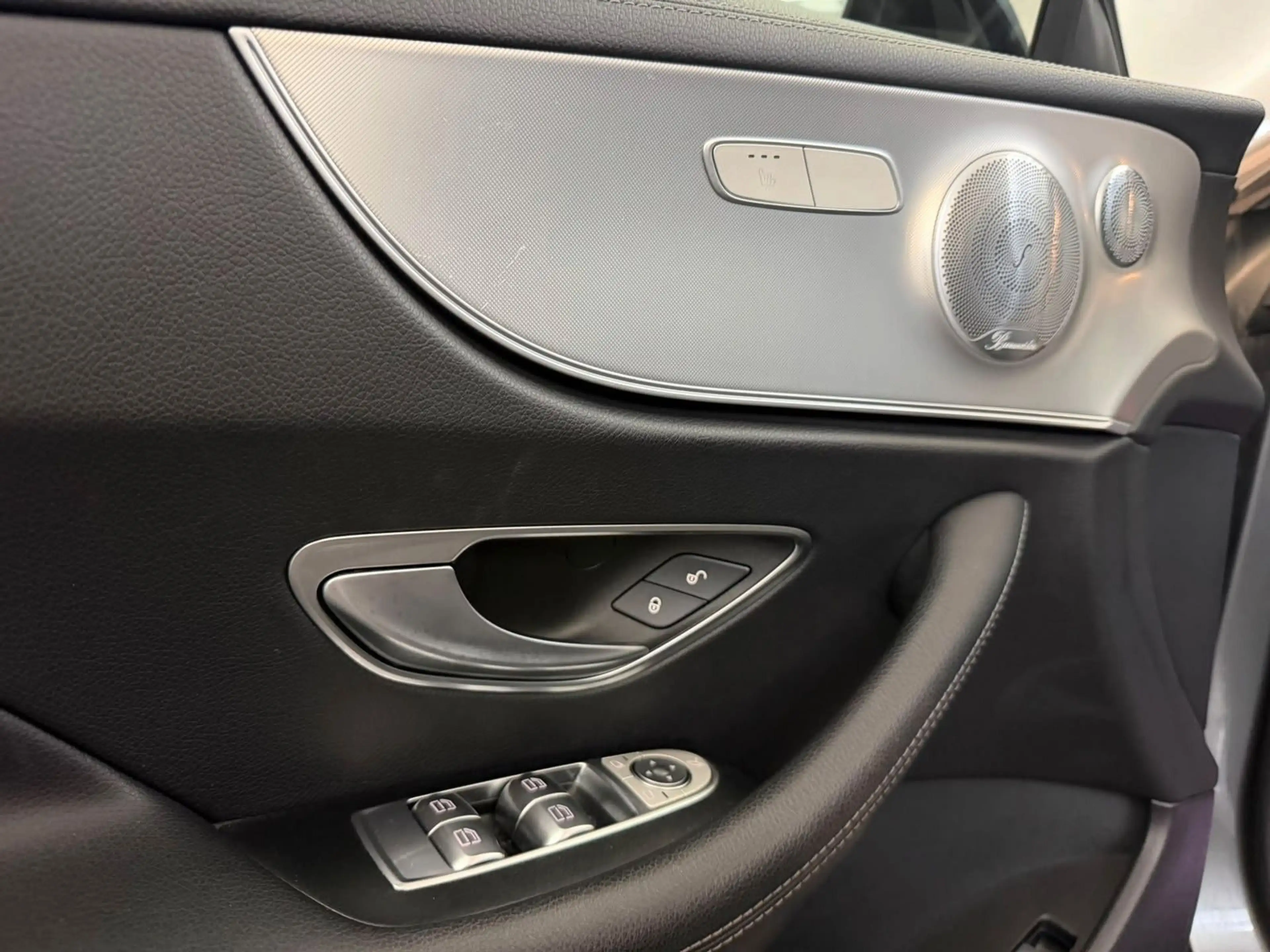 Mercedes-Benz E 400 d 4M Coupe AMG-LINE*PANO*BURME*MBEAM*KAM — photo 10