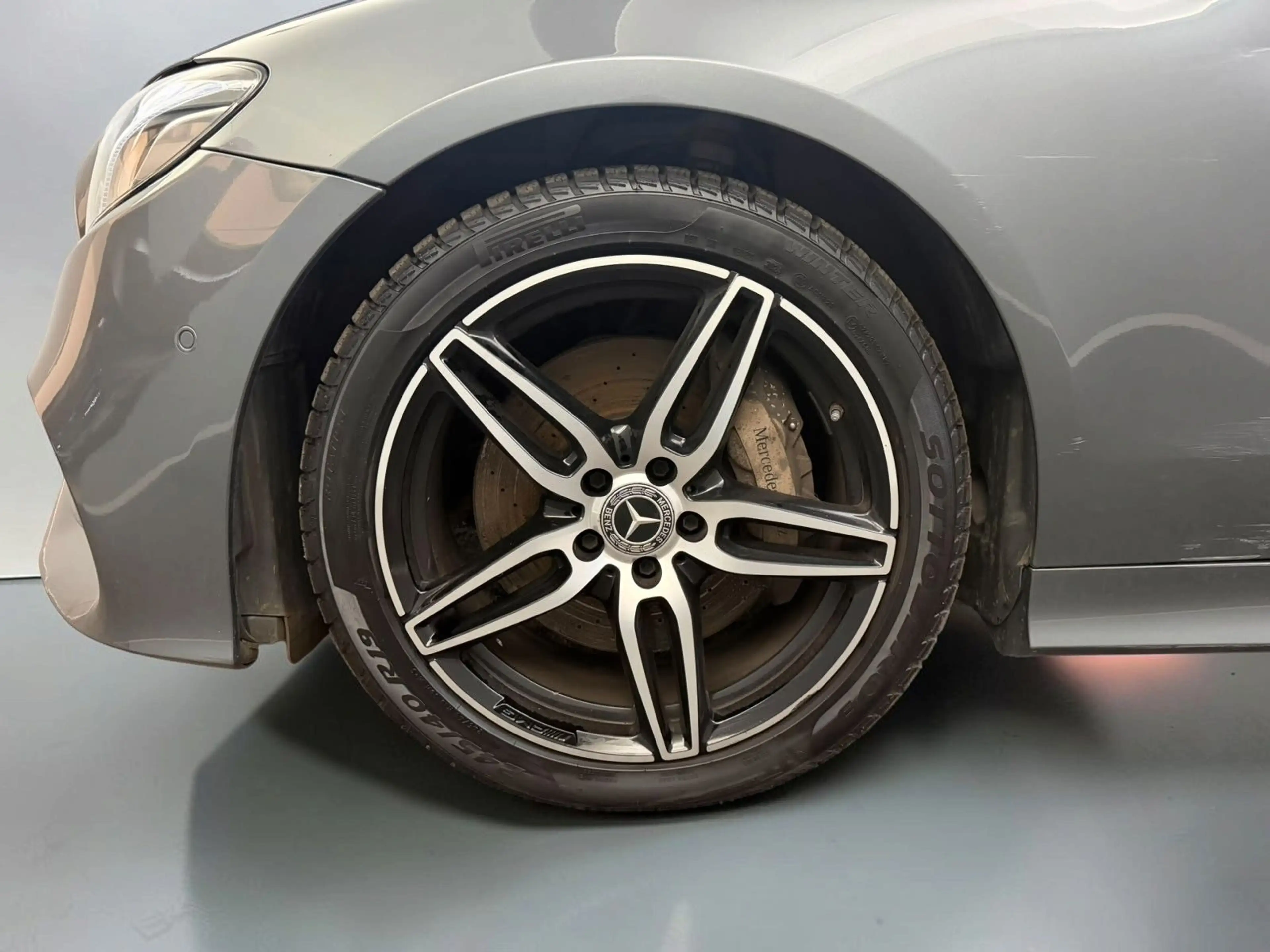 Mercedes-Benz E 400 d 4M Coupe AMG-LINE*PANO*BURME*MBEAM*KAM — photo 5