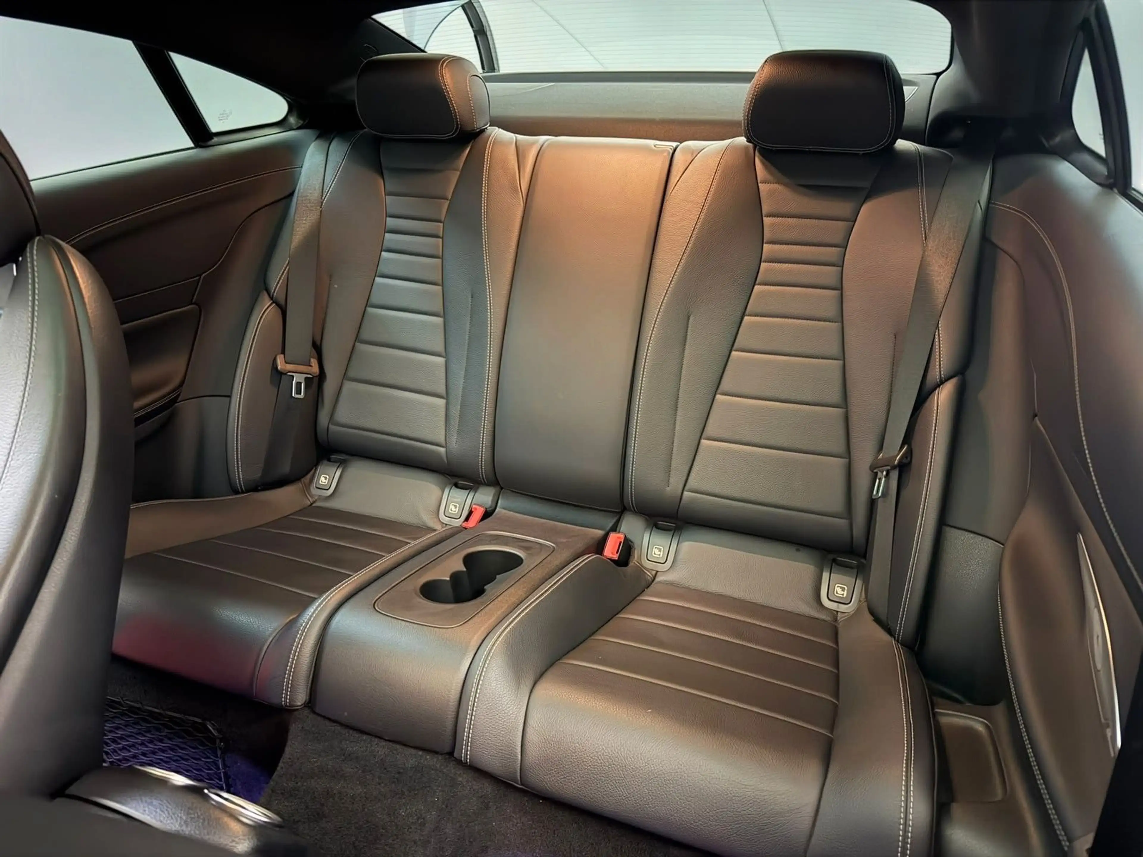 Mercedes-Benz E 400 d 4M Coupe AMG-LINE*PANO*BURME*MBEAM*KAM — photo 15