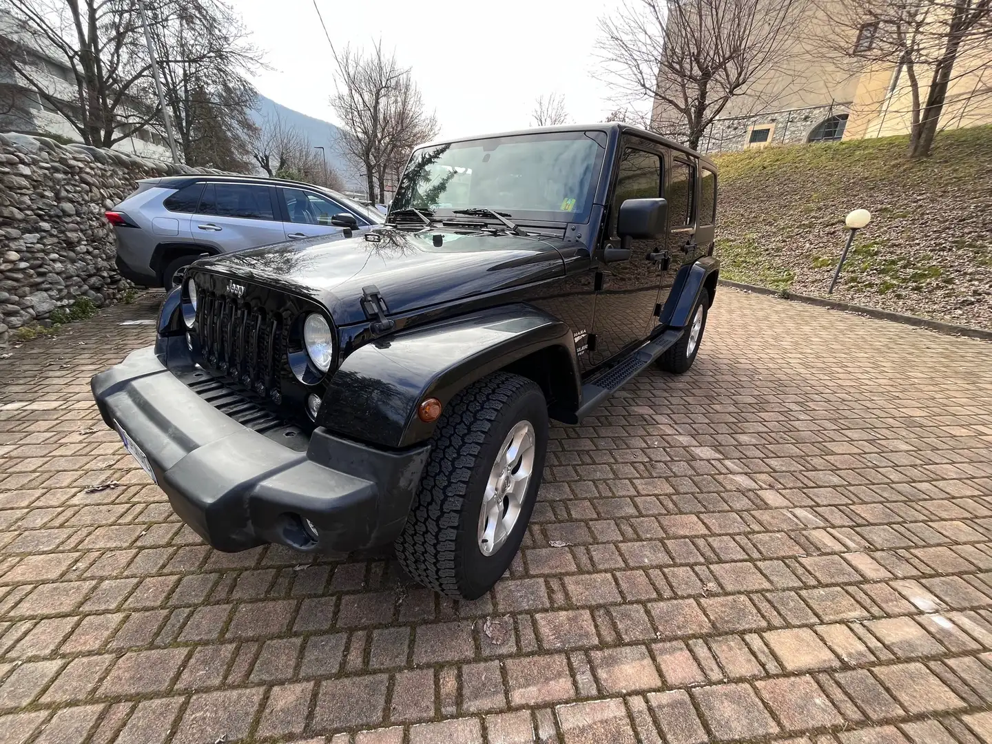 Jeep Wrangler Unlimited 2.8 crd Sahara auto E5+ Nero - 1