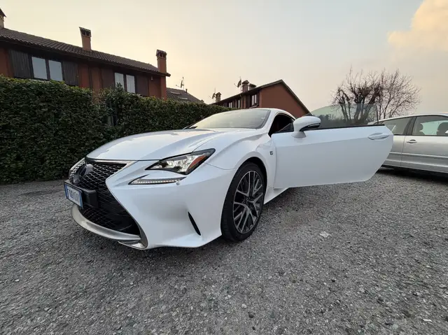 Lexus RC 300h