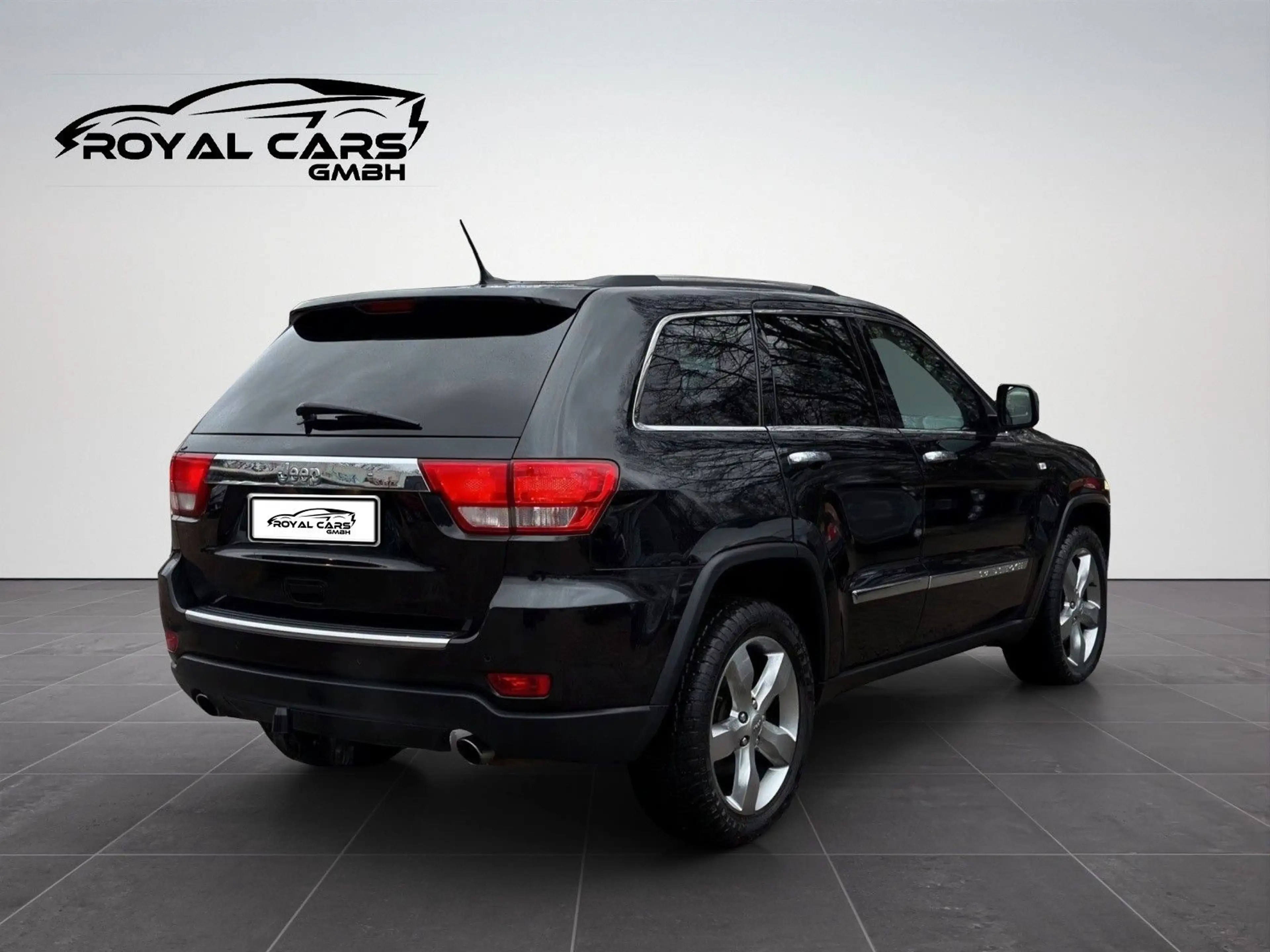 Jeep Grand Cherokee 3.0 CRD Overland*NAVI*CAM*XENON* — photo 9