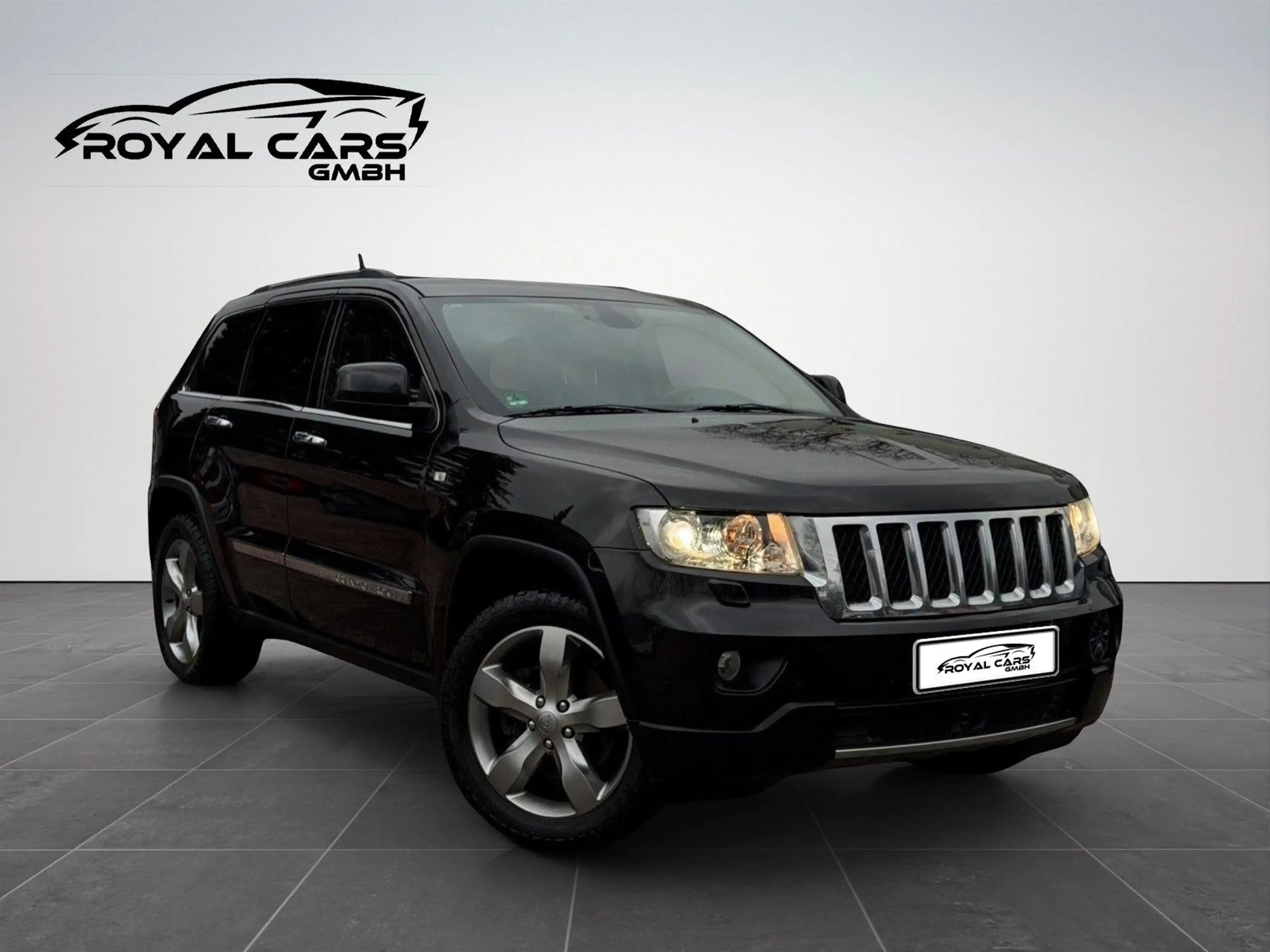 Jeep Grand Cherokee 3.0 CRD Overland*NAVI*CAM*XENON* — photo 3