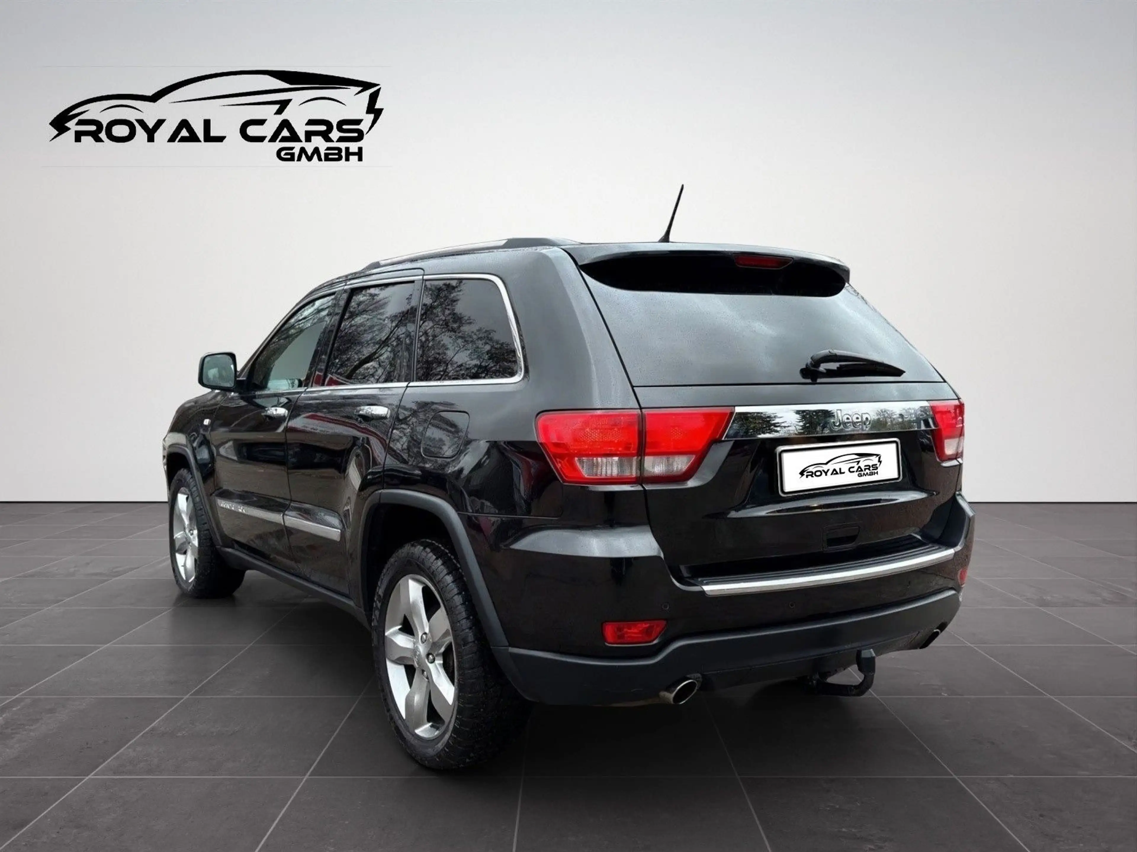 Jeep Grand Cherokee 3.0 CRD Overland*NAVI*CAM*XENON* — photo 7