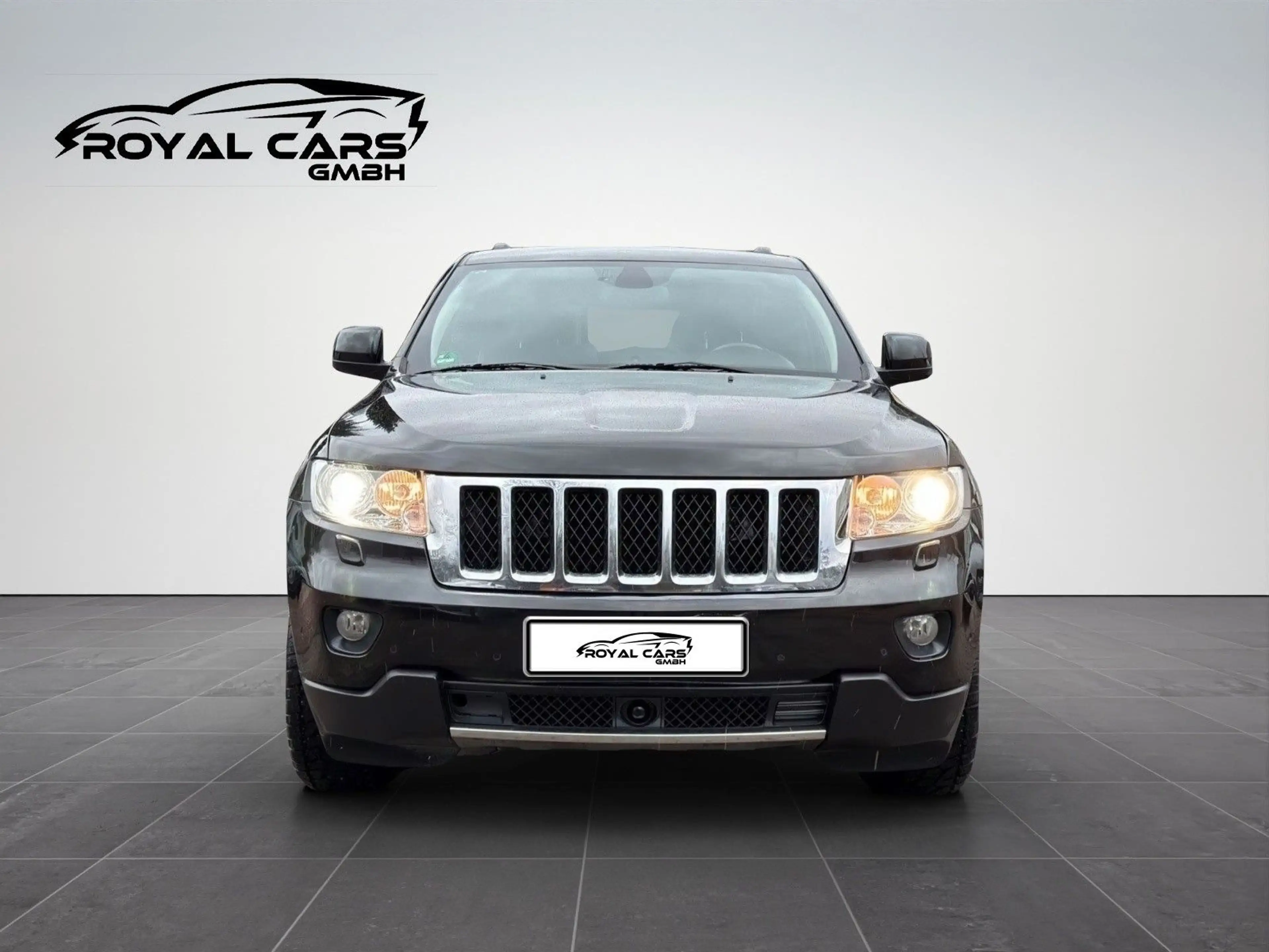 Jeep Grand Cherokee 3.0 CRD Overland*NAVI*CAM*XENON* — photo 2
