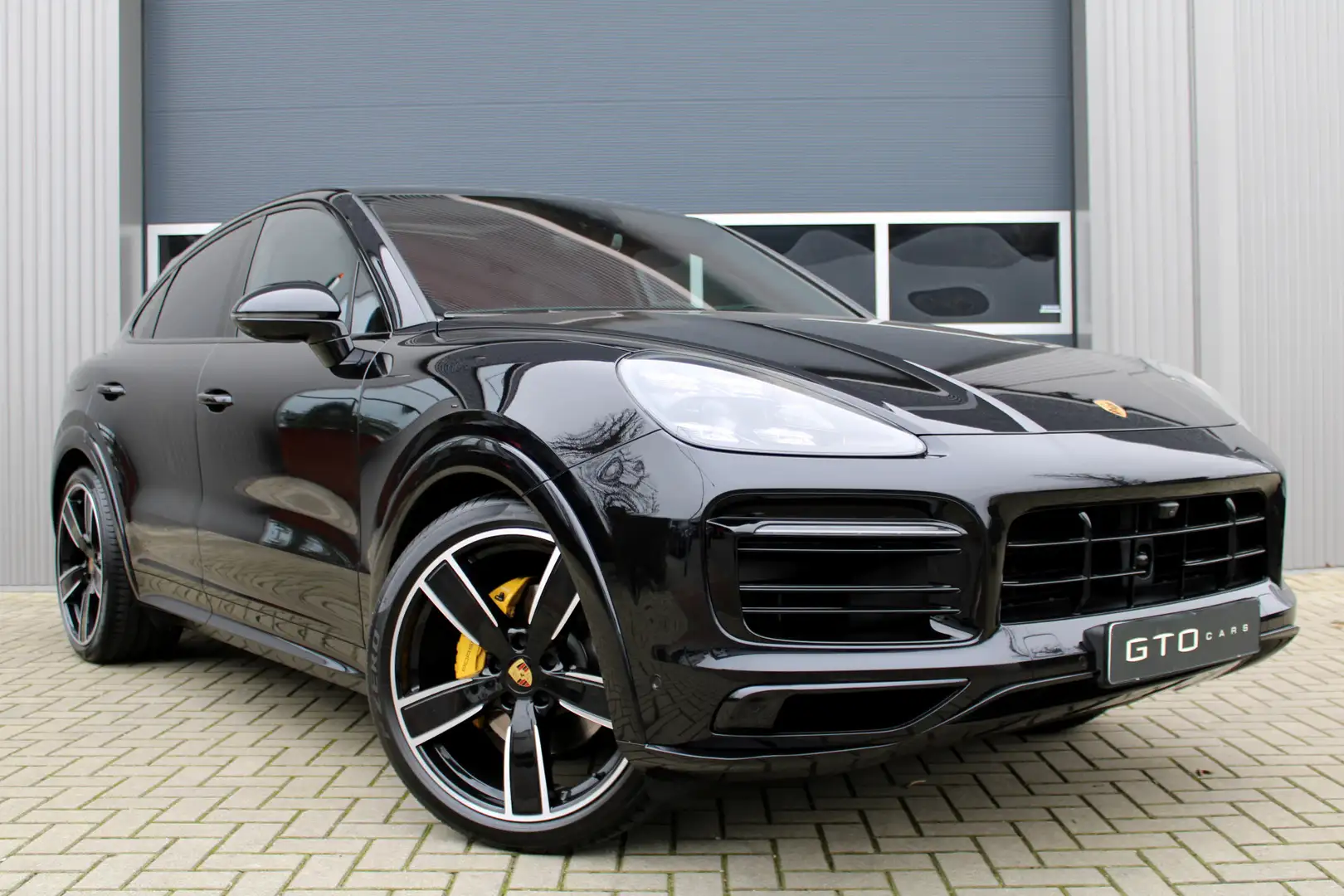 Porsche Cayenne Coupé 3.0 E-Hybrid Bose/Stoelventilatie/Alcantara/ Zwart - 1