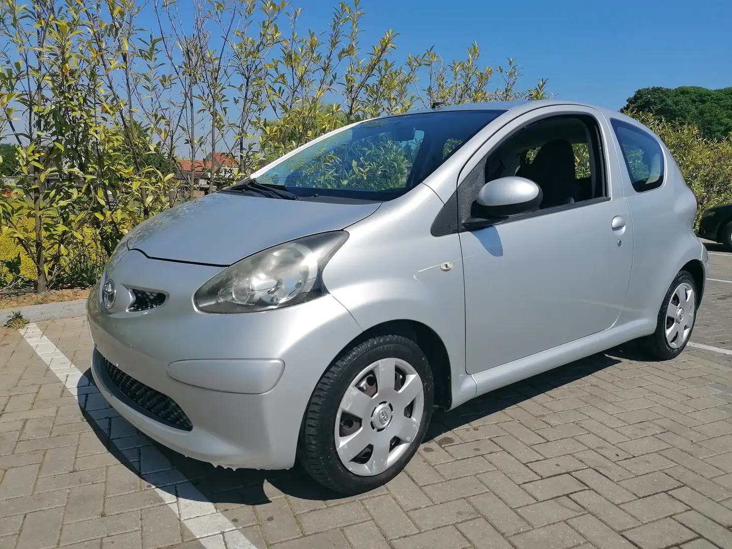 Toyota Aygo 1.0i VVT-i✅CT+CAR-PASS OK✅👉68.616KM👈 Gris - 1