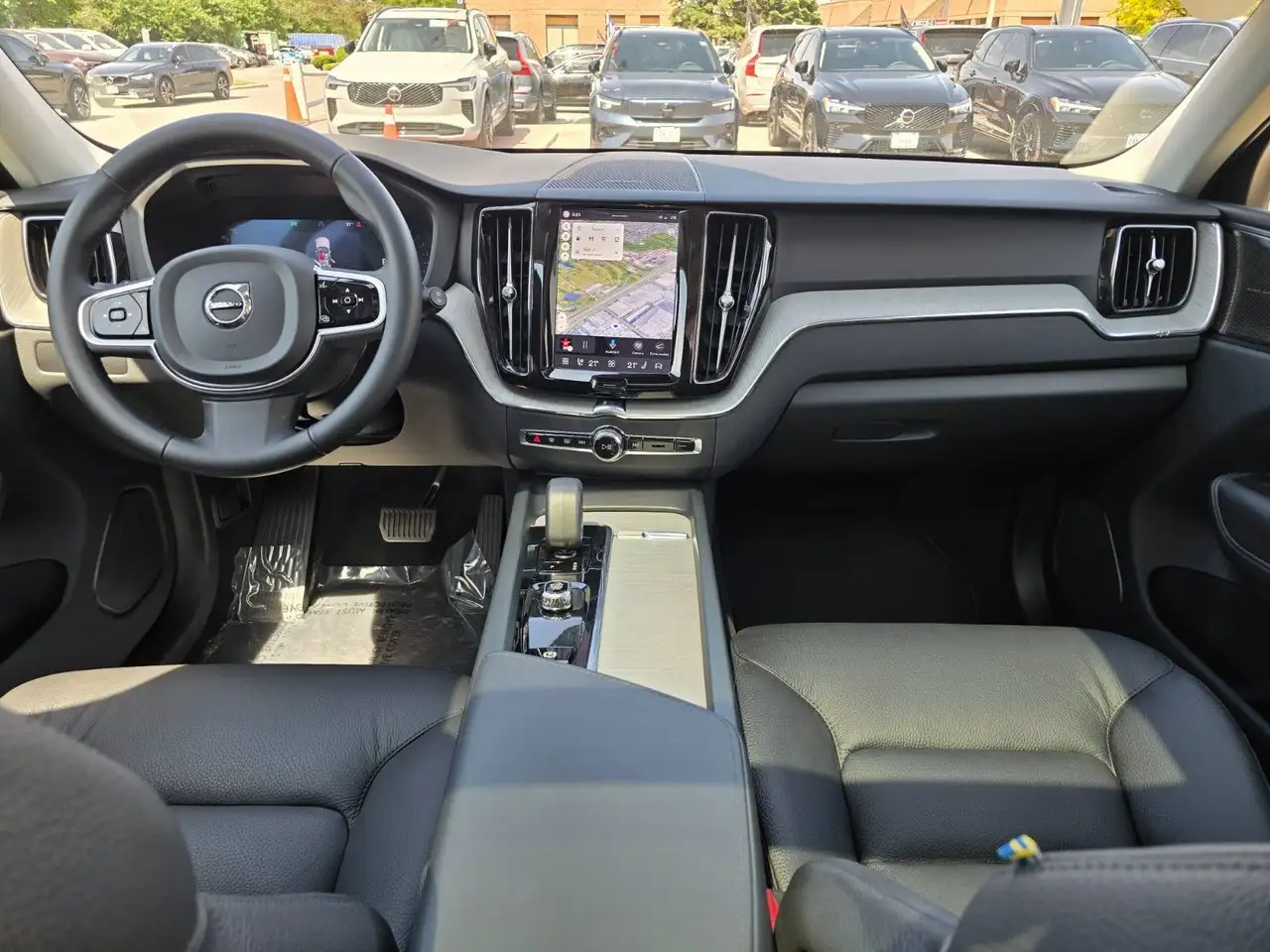 Volvo XC60 снимка Volvo XC60