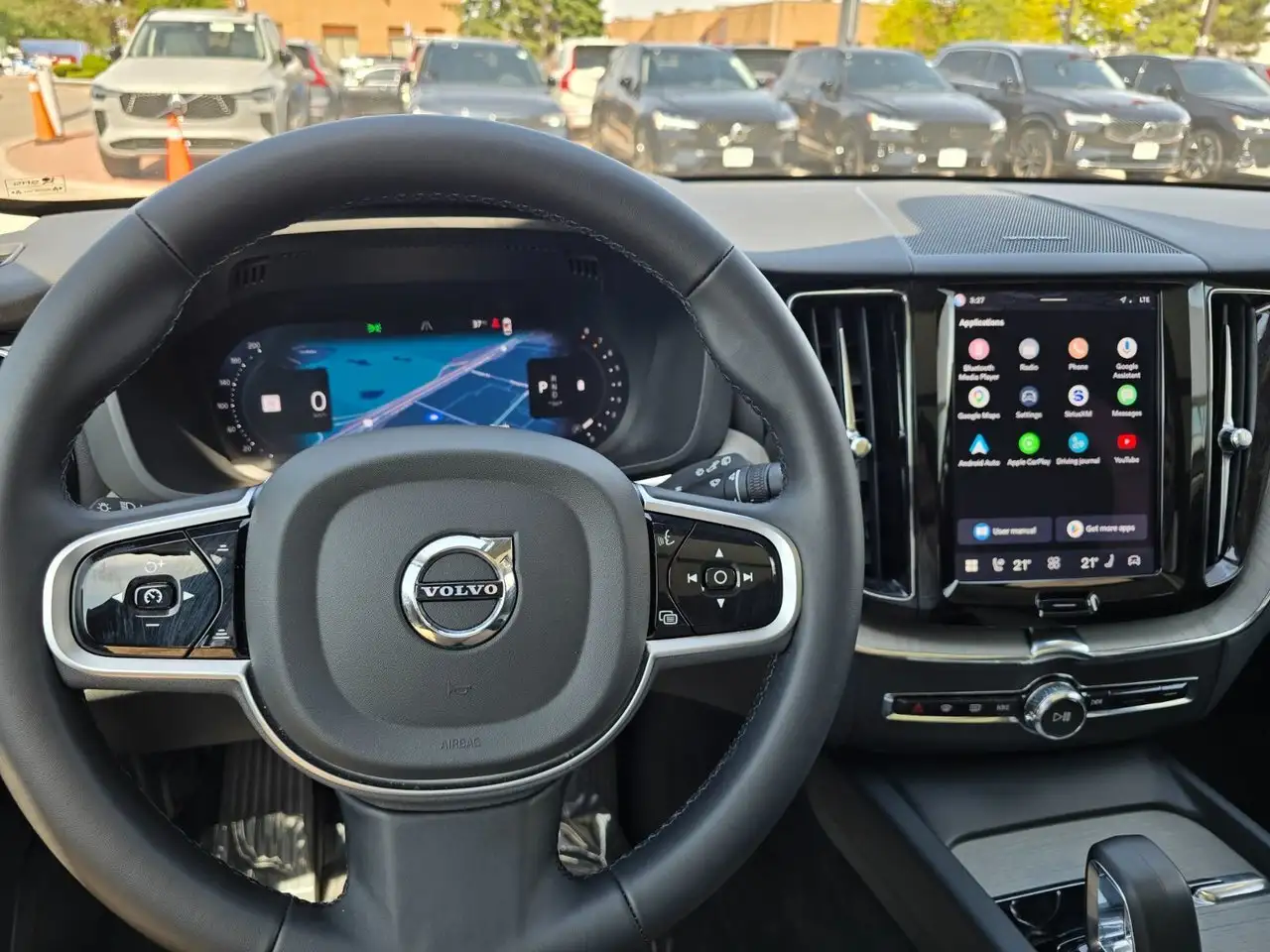Volvo XC60 снимка Volvo XC60