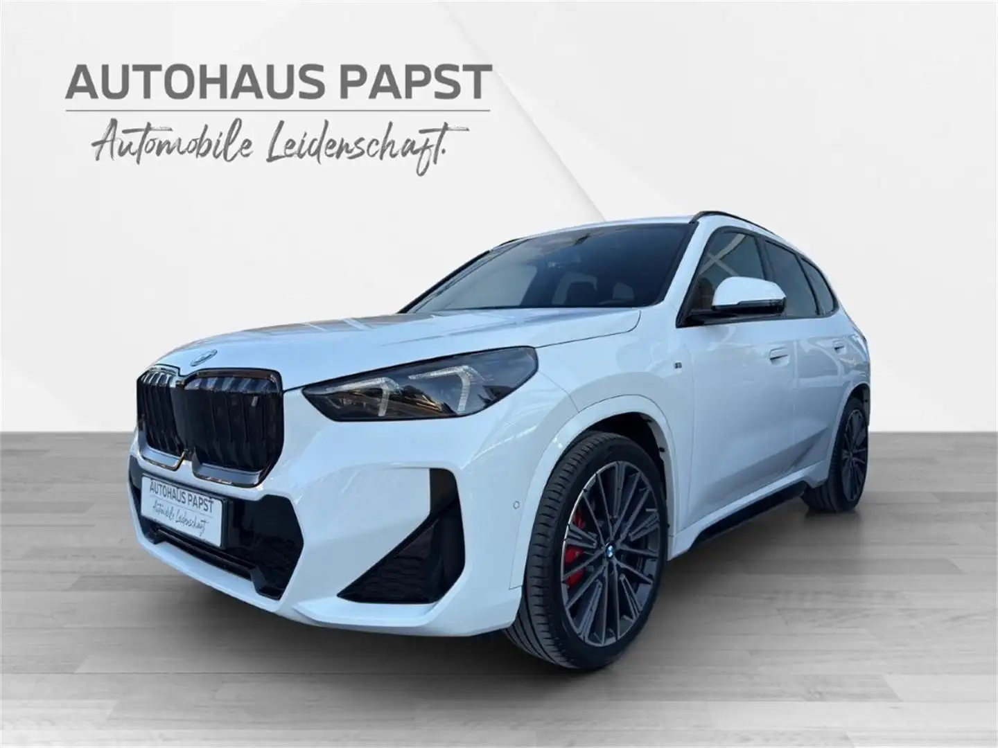 BMW iX1 30 xDrive *** M-SPORT *** NP 73.500 *** Mega Voll Weiß - 1