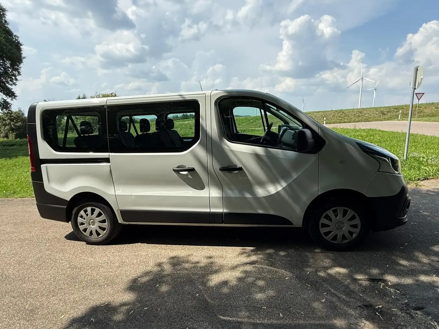 Renault Trafic Combi L1H1 2,7t  Expression Weiß - 2