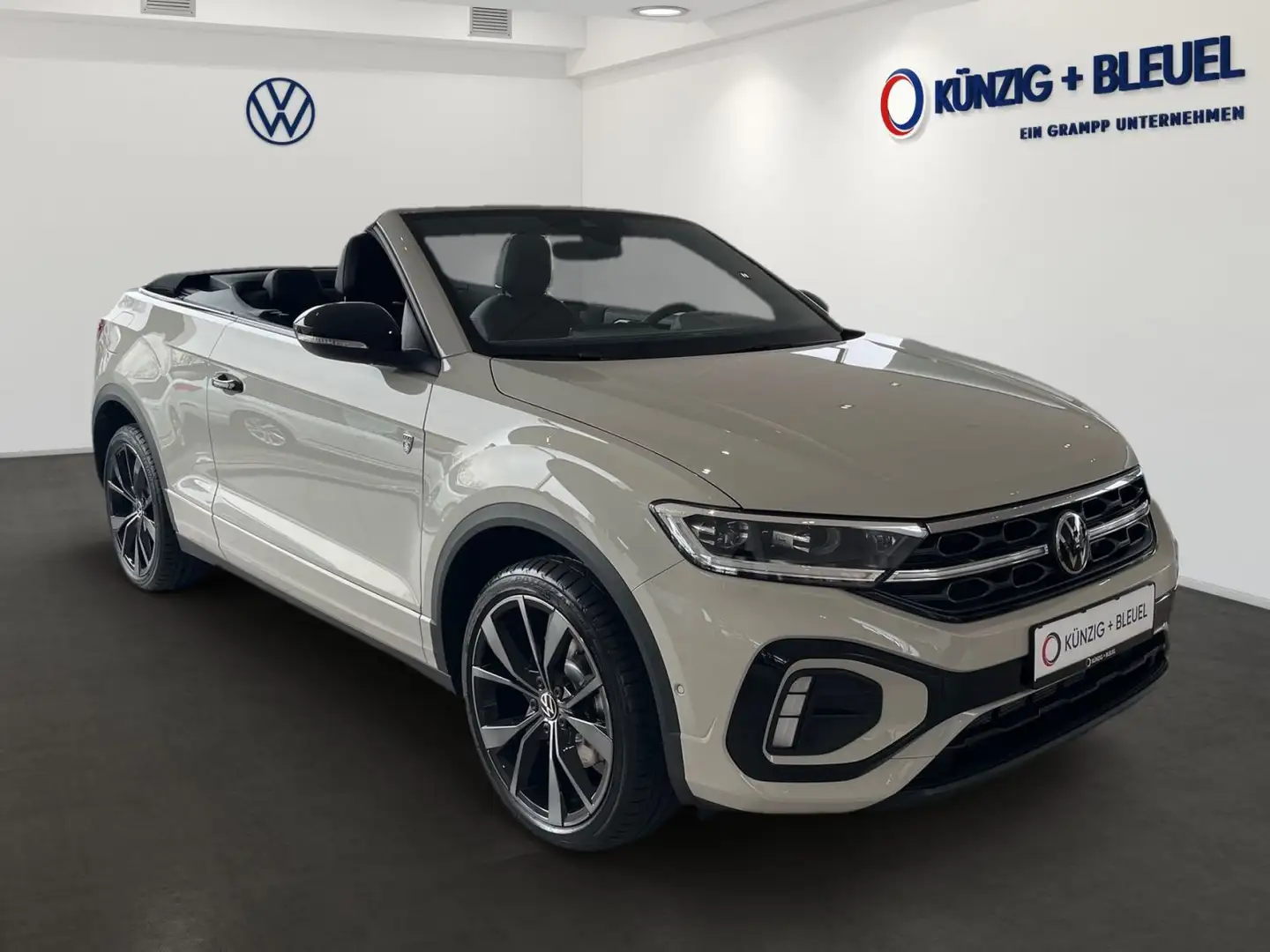 Volkswagen T-Roc Karmann R-Line 1.5 TSI DSG Grau - 2