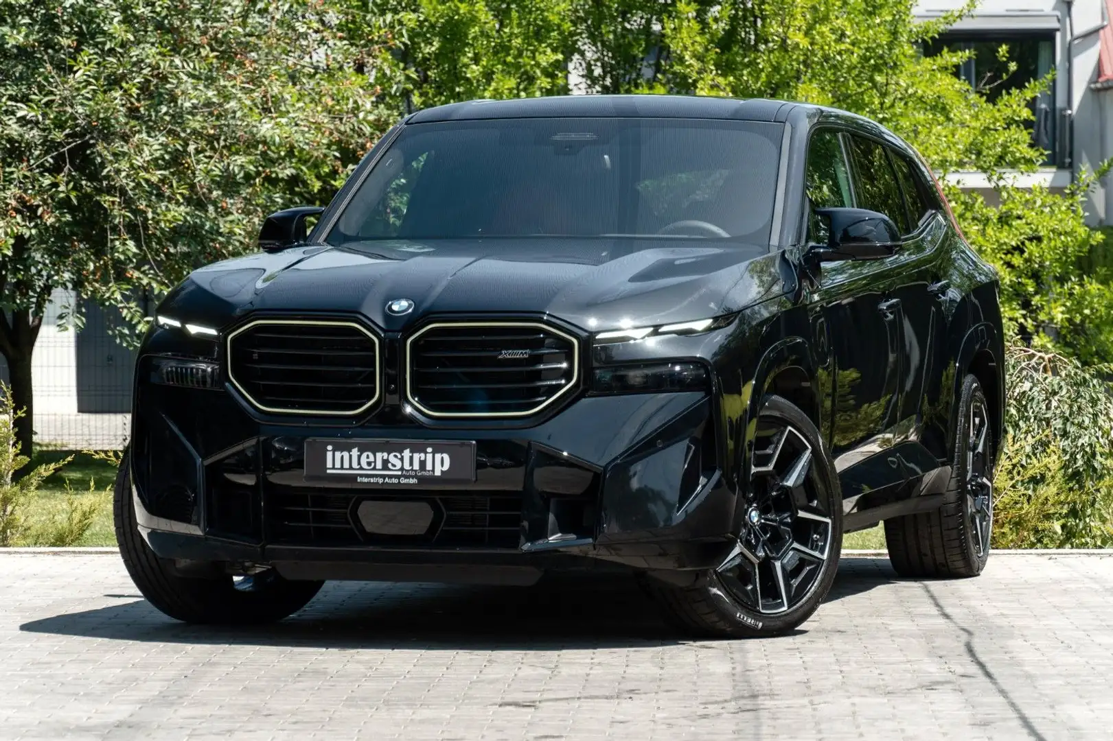 BMW XM 50e MASSAGE.SOFTC.DR.ASS.M FAHRWERK.360°.AHK Noir - 1