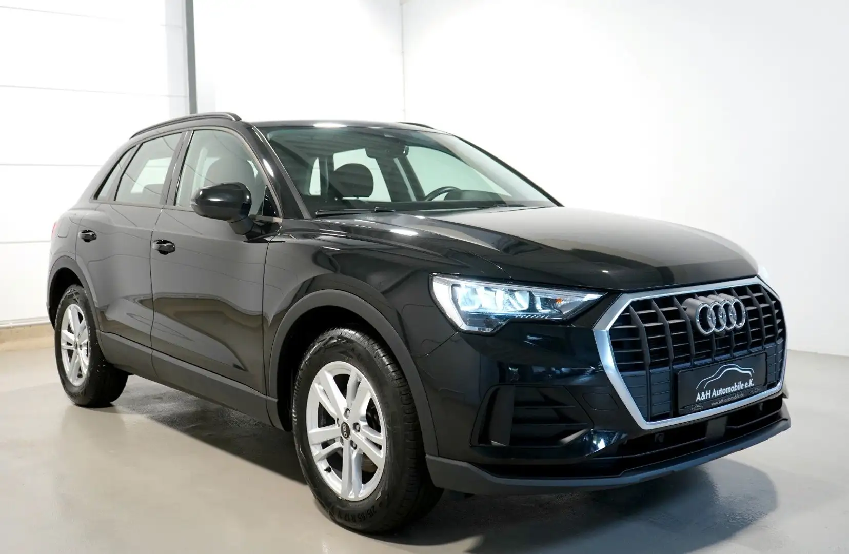 Audi Q3 35 TDI *KAMERA*LED*1.HAND* Noir - 1