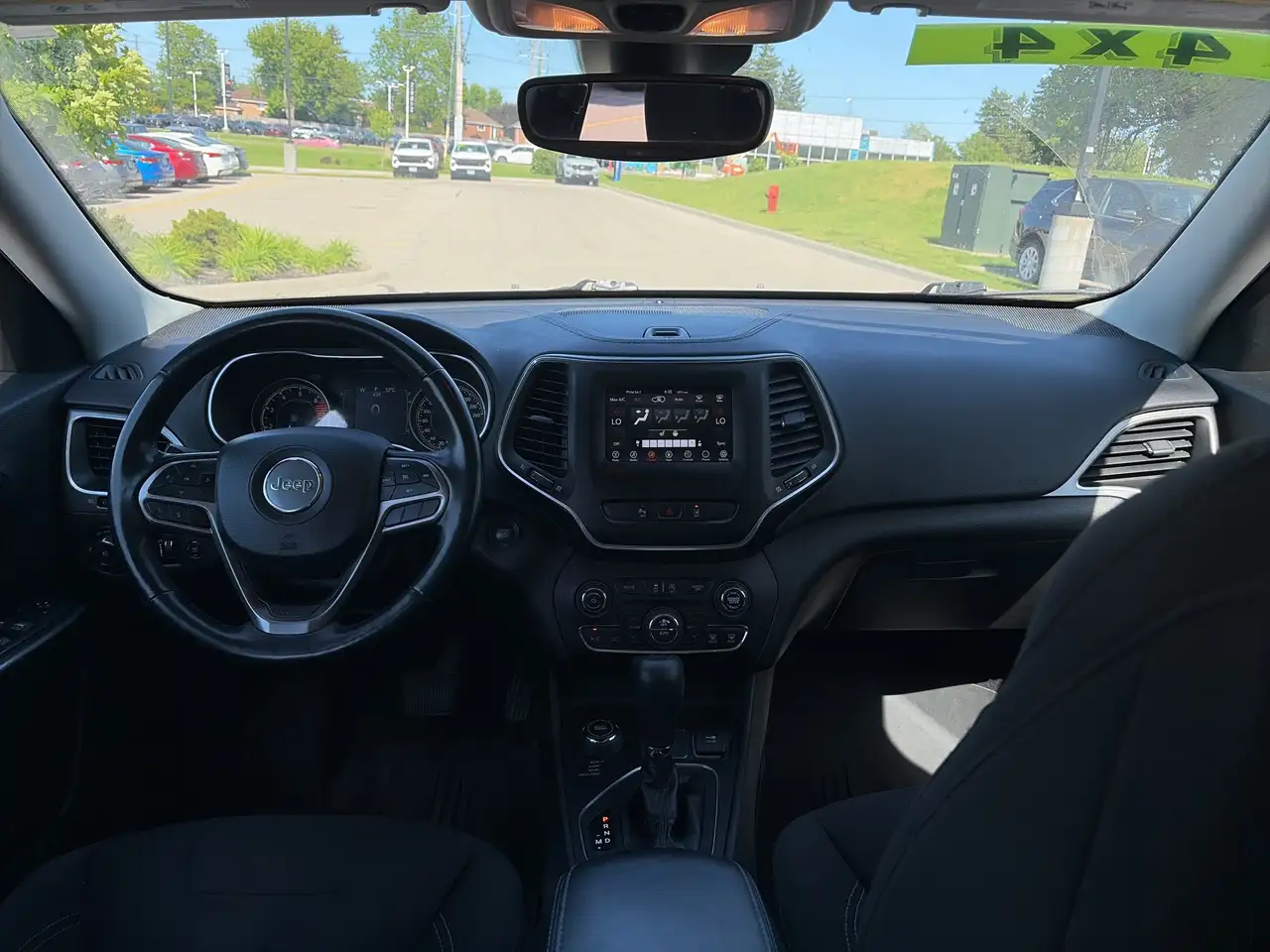 Jeep Cherokee fotografie Jeep Cherokee