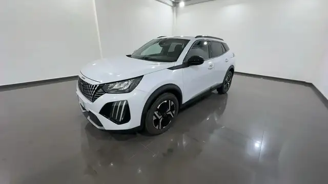 Peugeot 2008 view 2