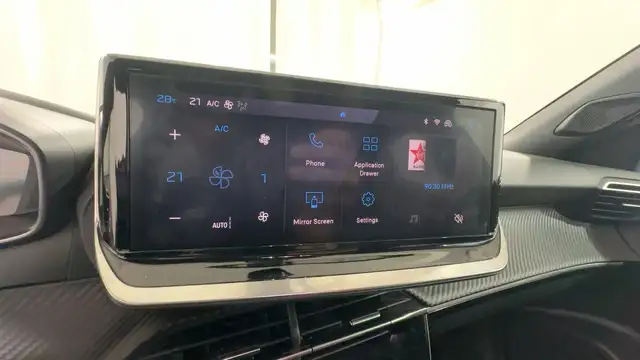 Peugeot 2008 view 15