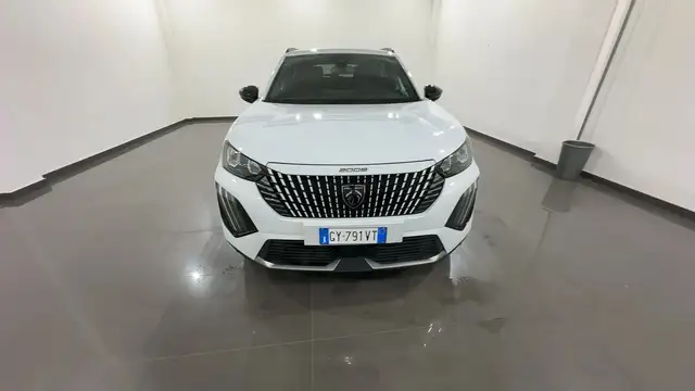 Peugeot 2008 view 8