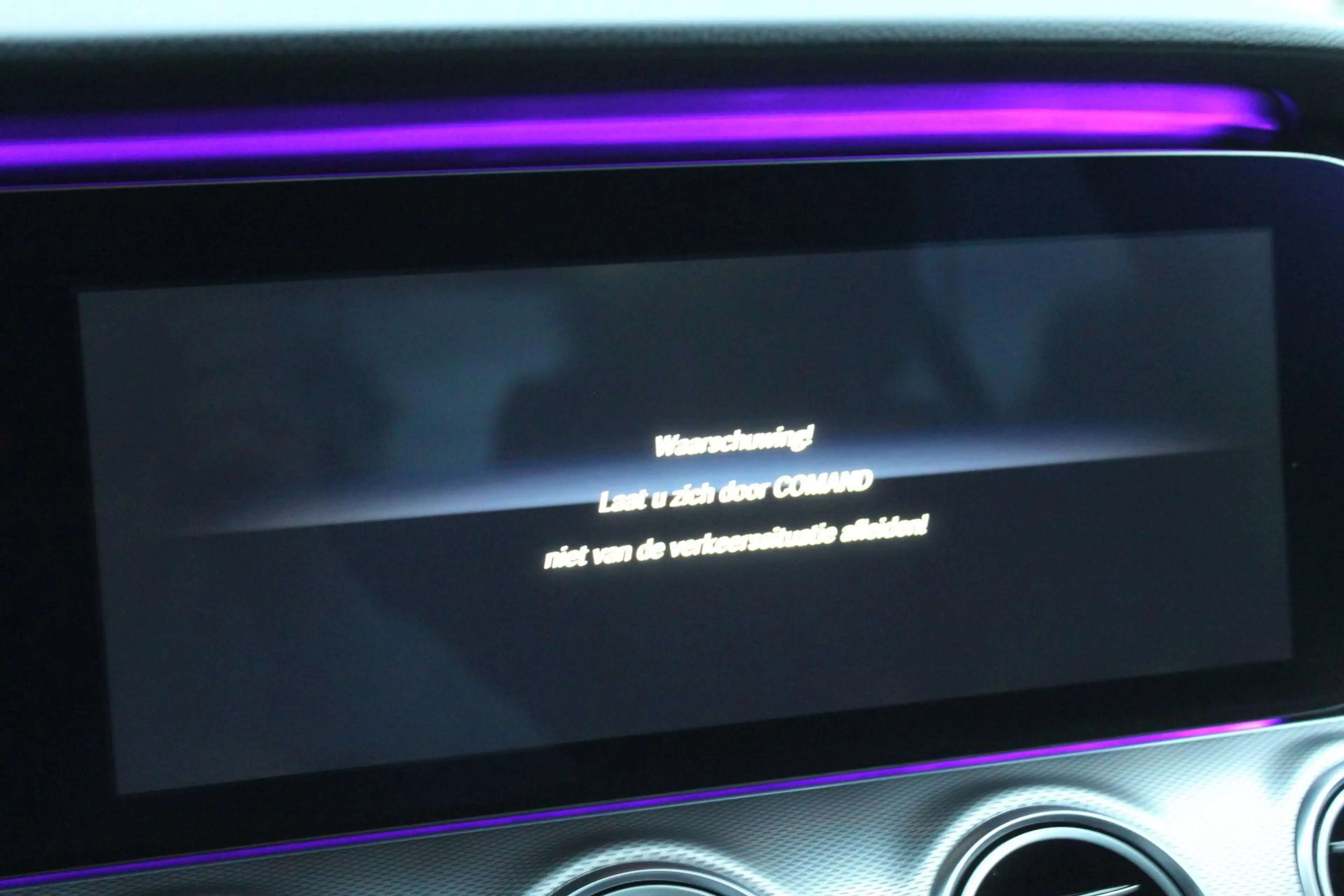 Mercedes-Benz E 200 Sfeer/Camera/Stoelverw/Widescreen — photo 14